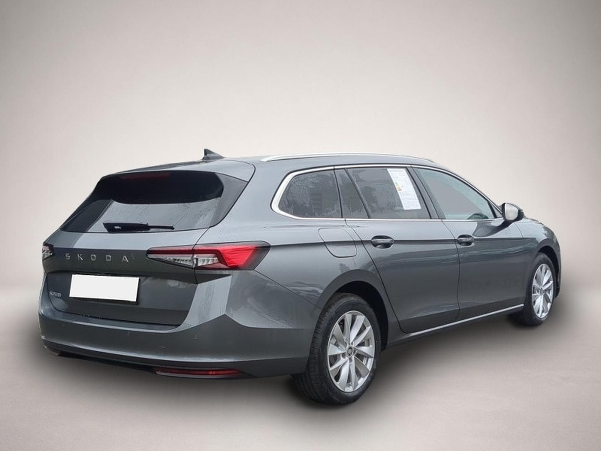 Skoda Superb (2025) - Photo 3