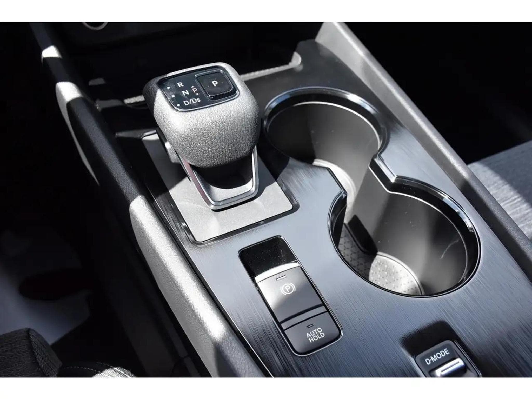 Nissan X-Trail (2026) - Photo 17