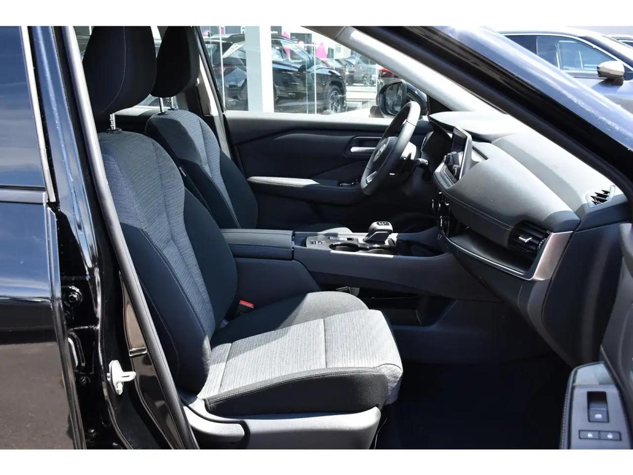 Nissan X-Trail (2026) - Photo 7