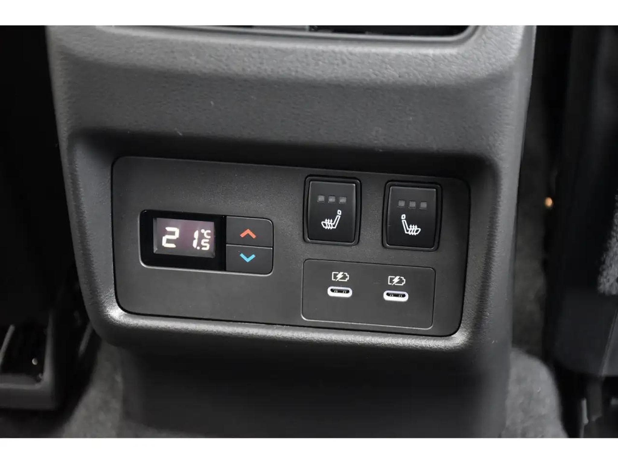 Nissan X-Trail (2026) - Photo 21