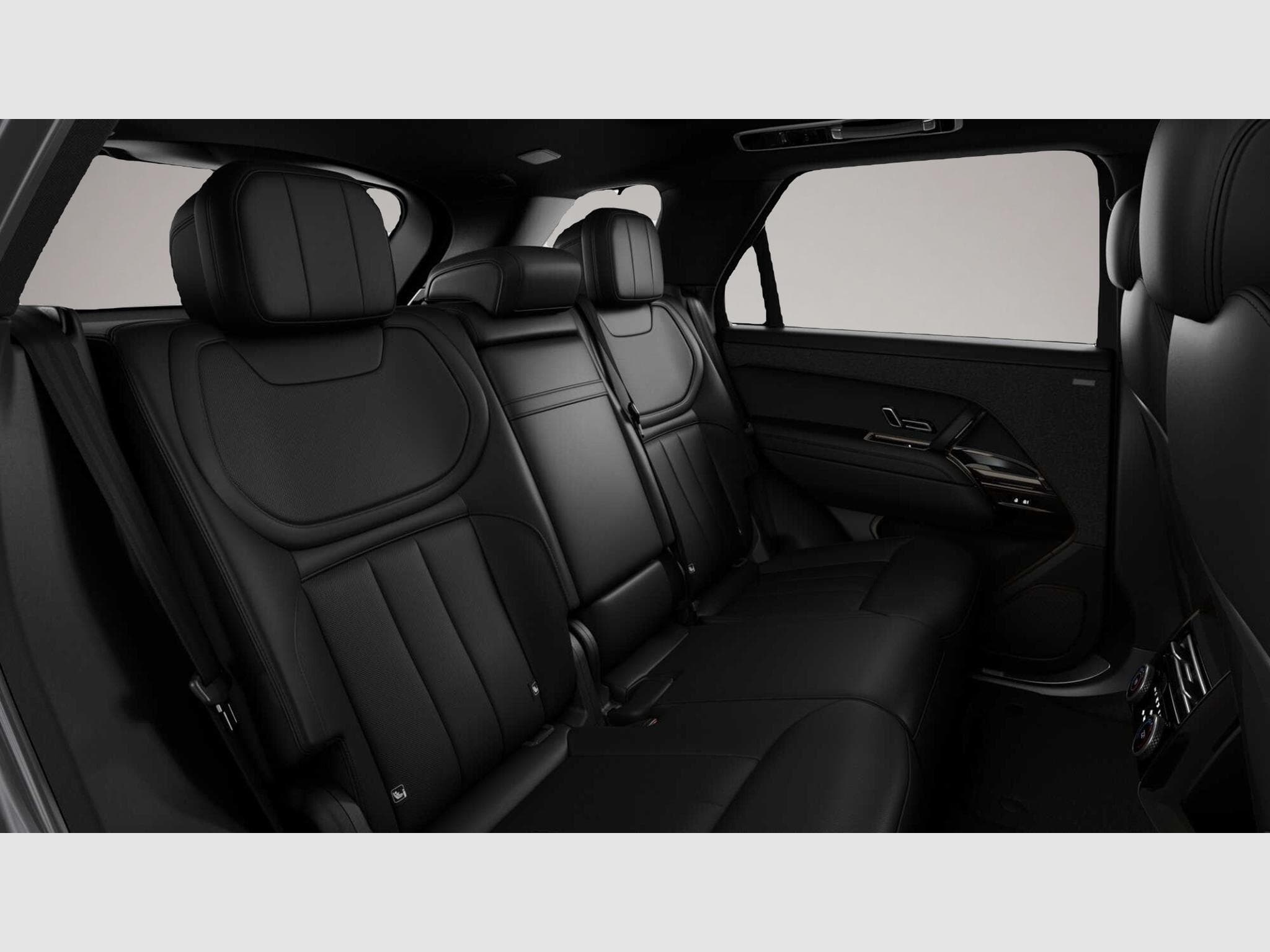 Land-Rover Discovery Sport (2026) - Photo 3
