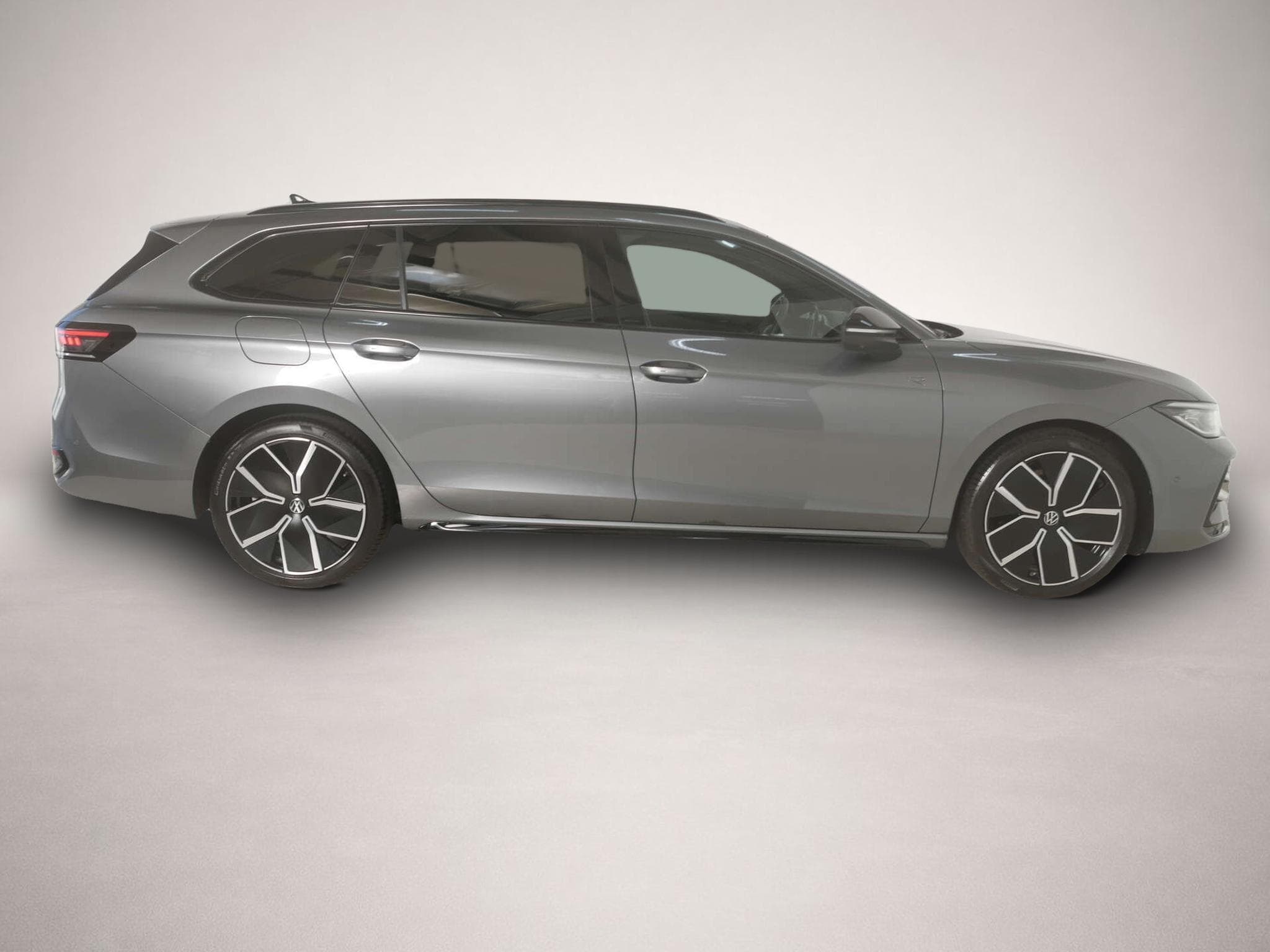 VW Passat (2025) - Photo 4