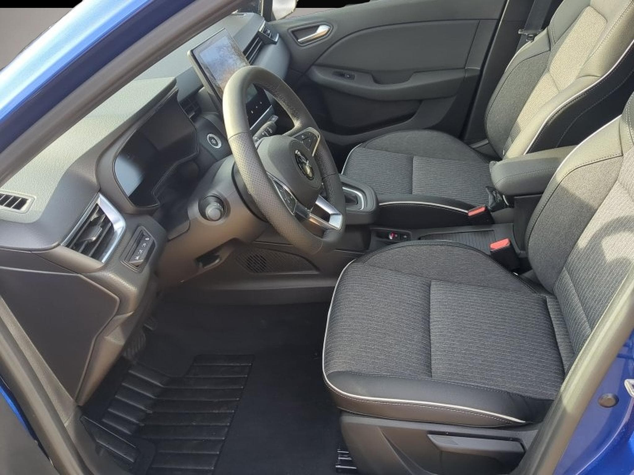 Mitsubishi Colt (2025) - Photo 4