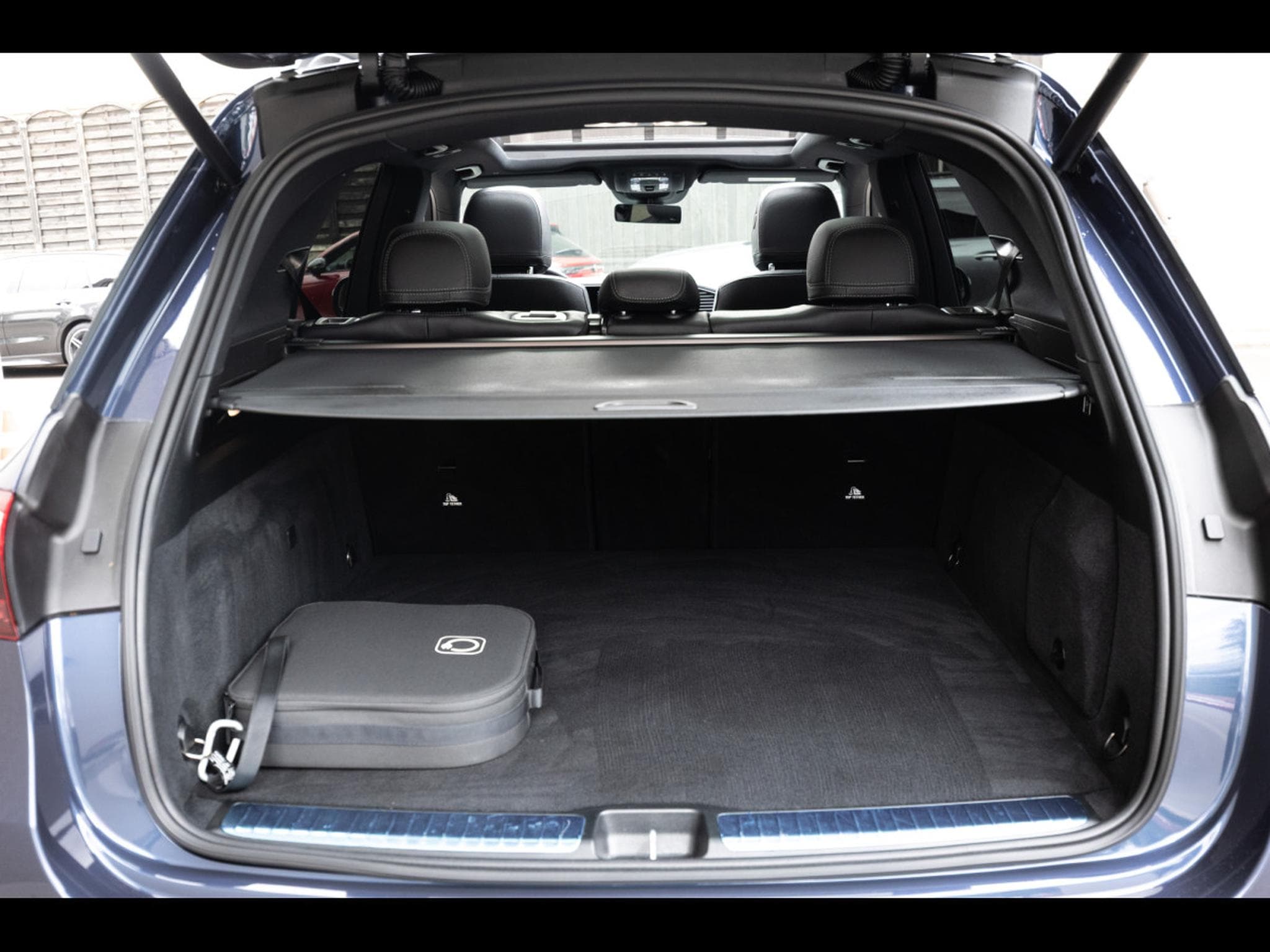Mercedes GLE 400 e 4MATIC AMG LINE (381 CH) – PACK NIGHT (2024) - Photo 16