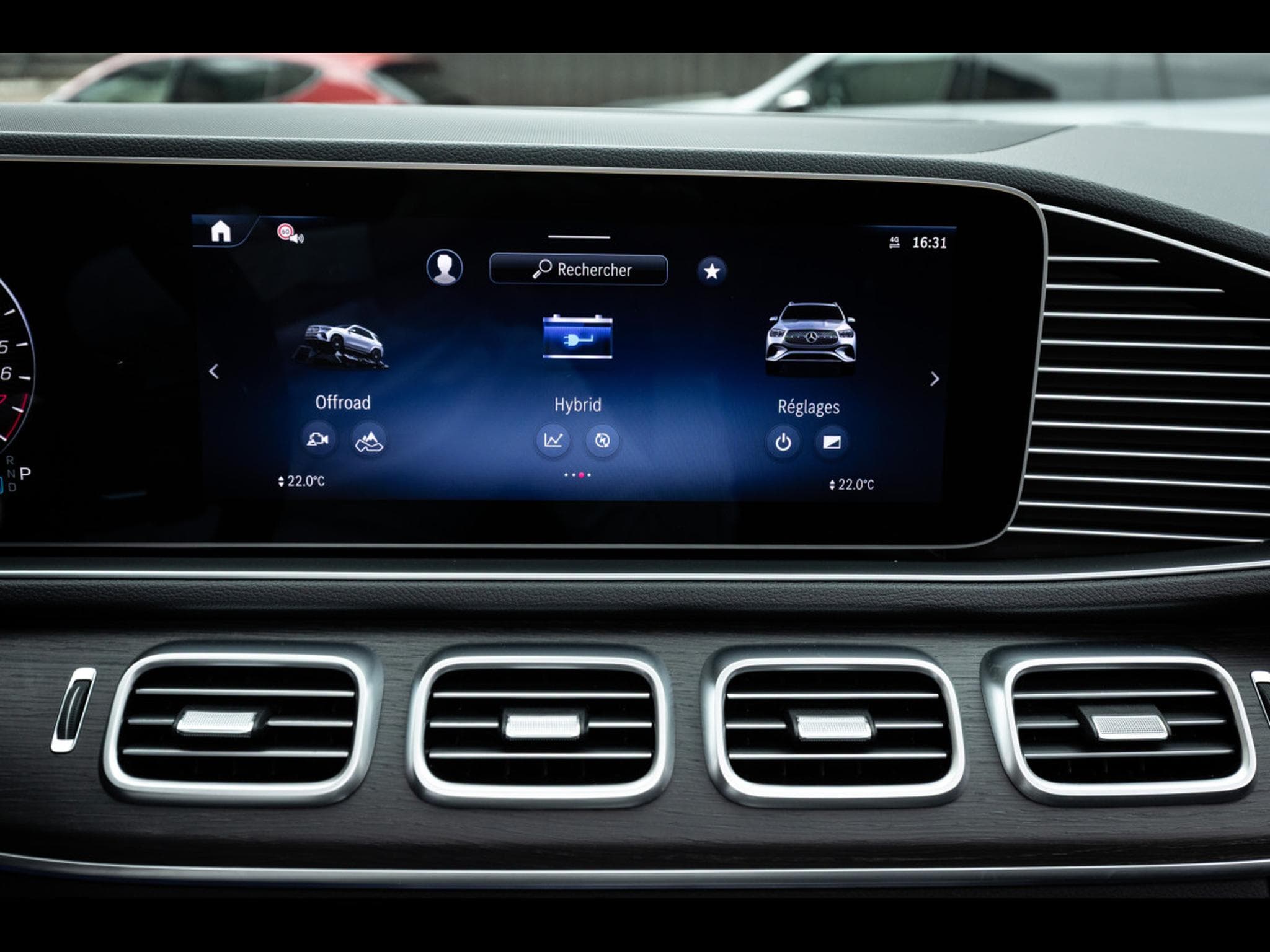 Mercedes GLE 400 e 4MATIC AMG LINE (381 CH) – PACK NIGHT (2024) - Photo 21