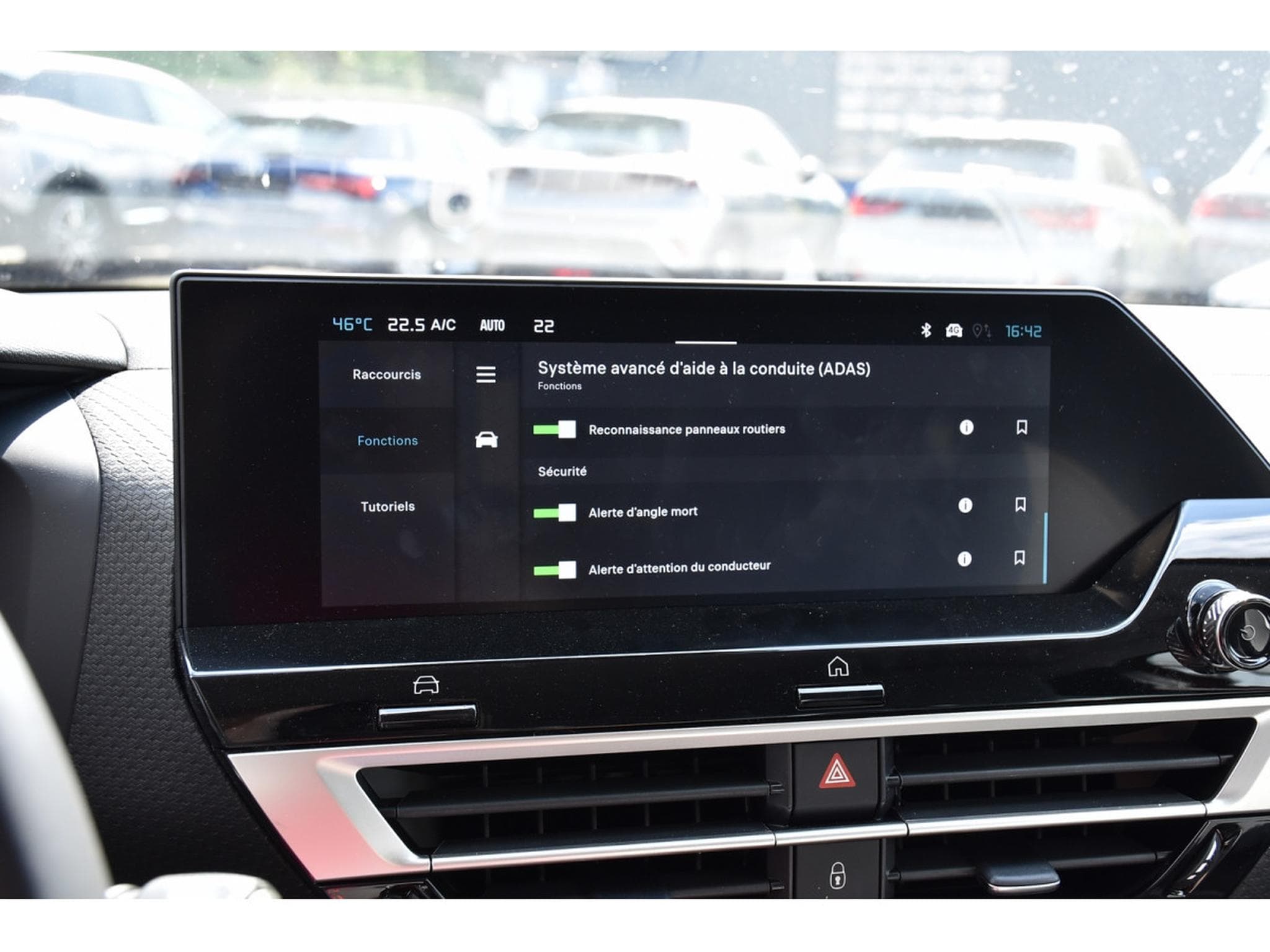Citroën C4 X 1.2 MHEV 145 e-DCS6 Max ACC SIDE LANE GPS CAM 1° MAIN (2025) - Photo 18