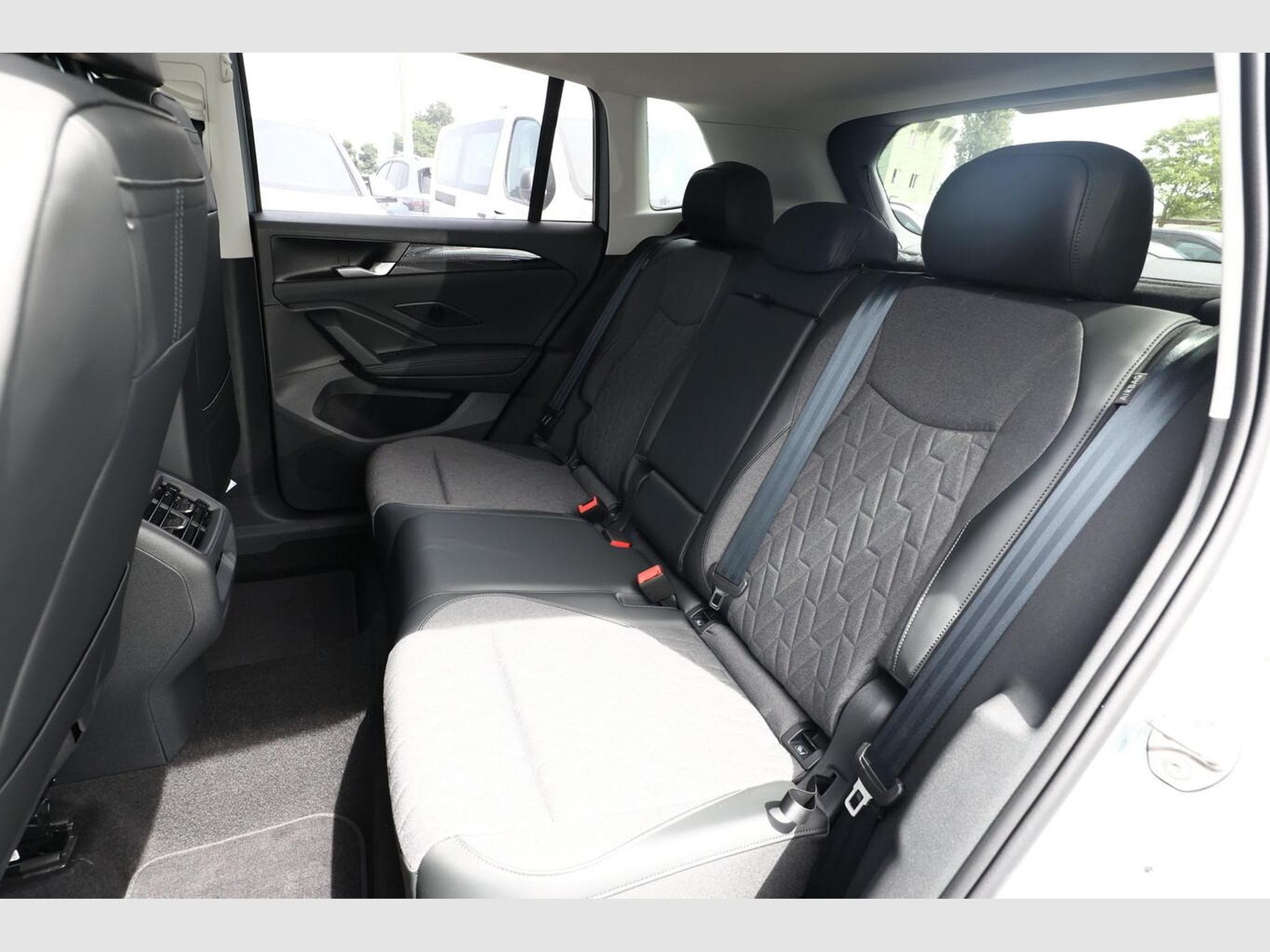 VW Tiguan DSG LED+ Nav (2026) - Photo 10