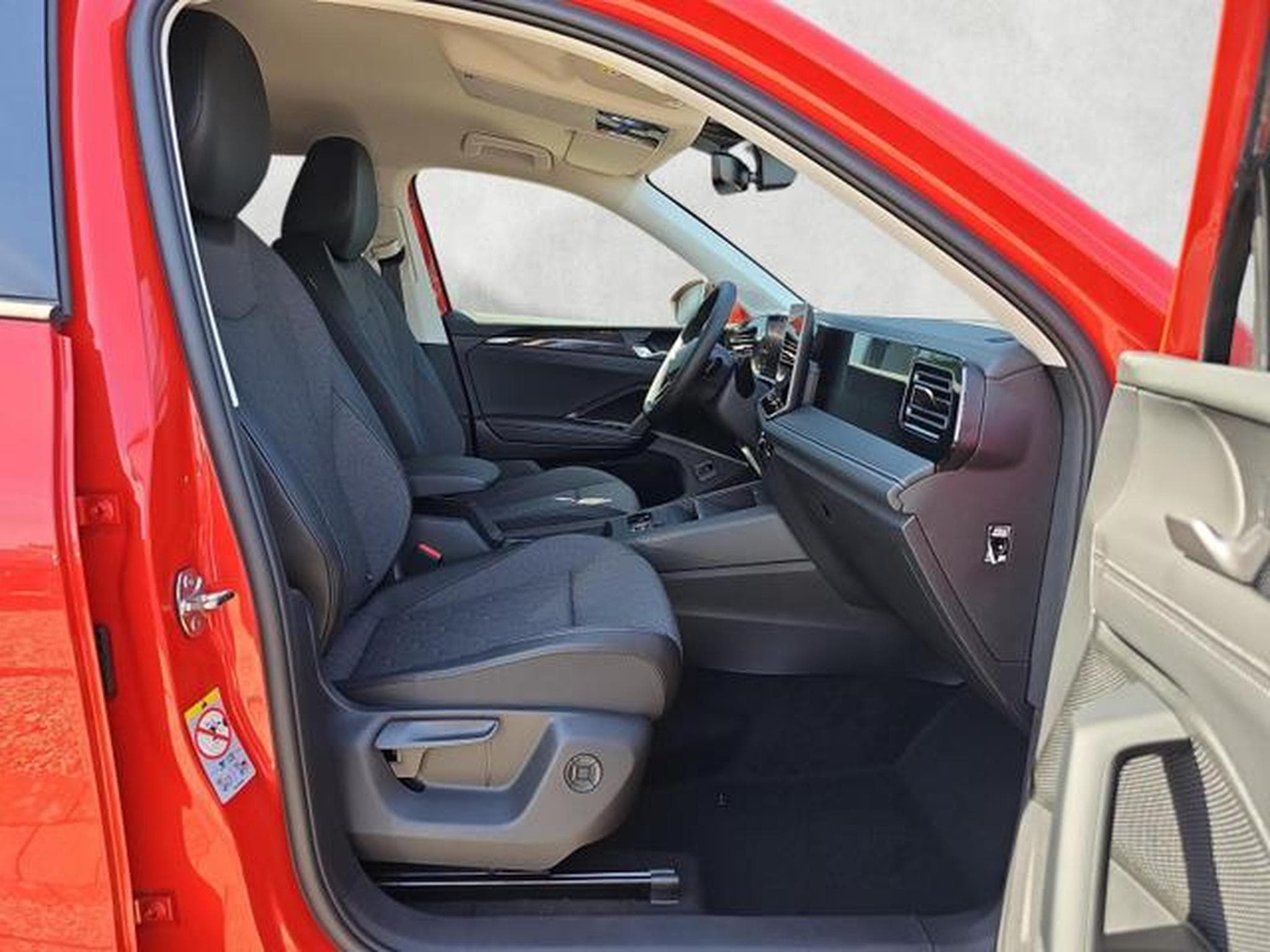 VW Tiguan 2.0 TDI 110 kW Life (2026) - Photo 10