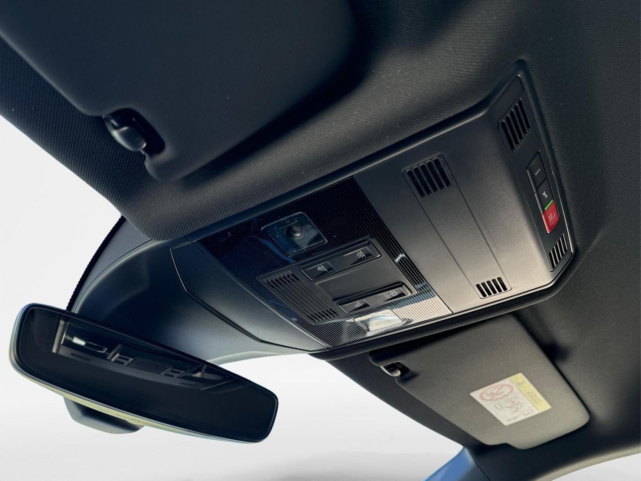 VW T-Cross R-Line Limited (2026) - Photo 24