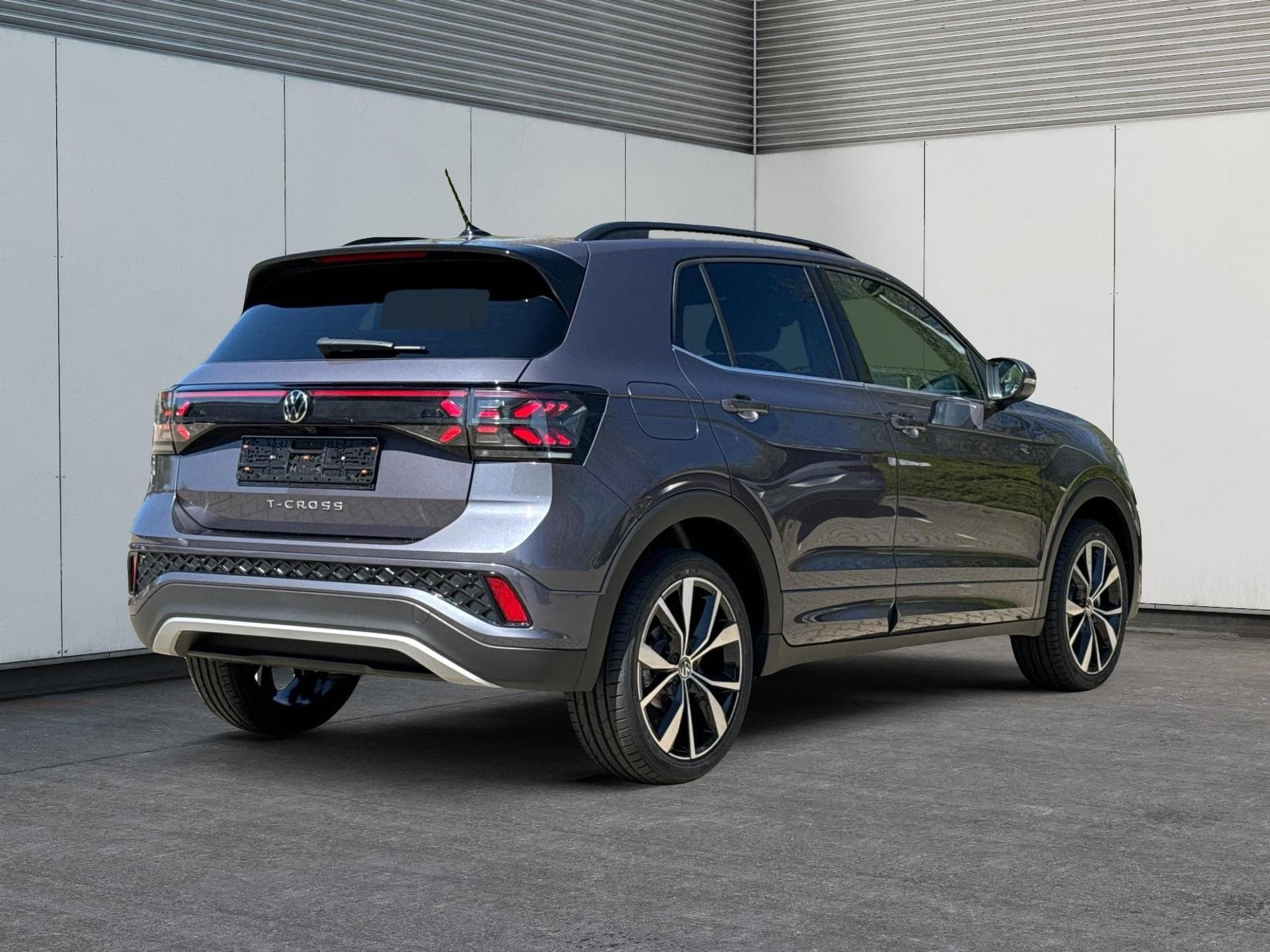 VW T-Cross R-Line Limited (2026) - Photo 3