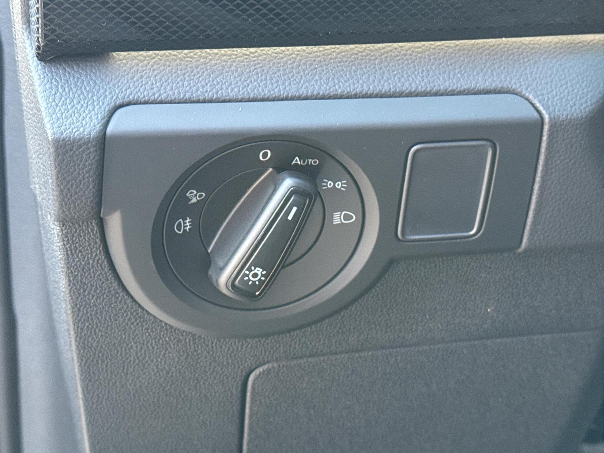 VW T-Cross R-Line Limited (2026) - Photo 18