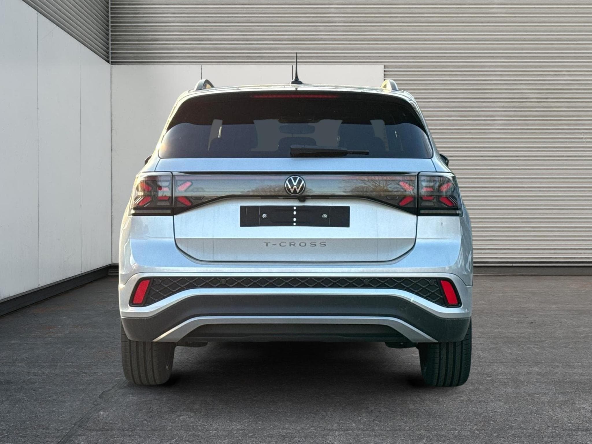 VW T-Cross R-Line Limited (2026) - Photo 4