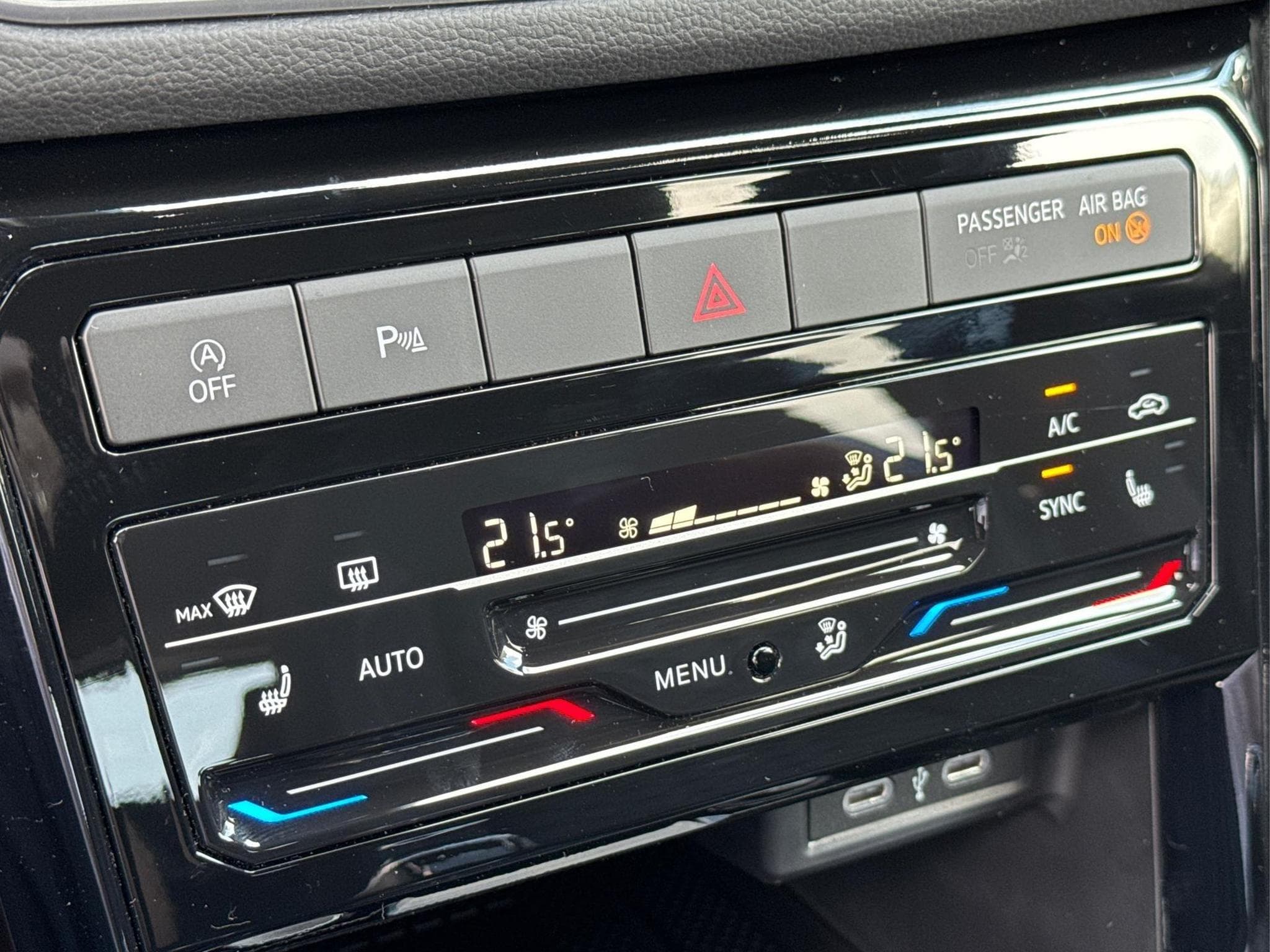 VW T-Cross R-Line (2026) - Photo 21