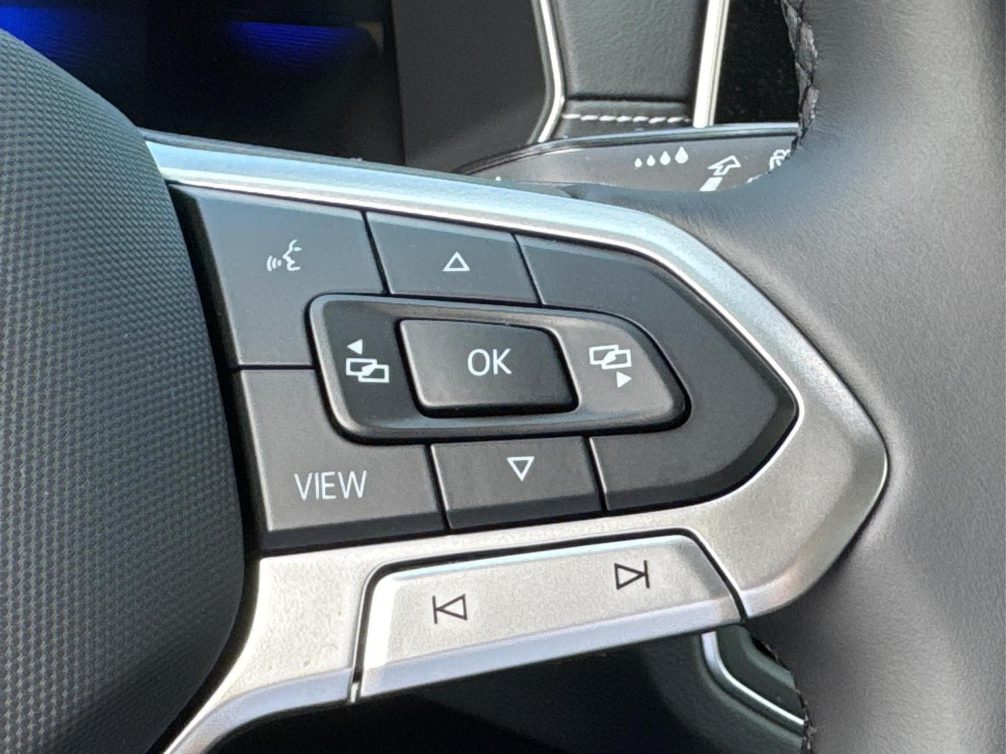 VW T-Cross R-Line (2026) - Photo 24