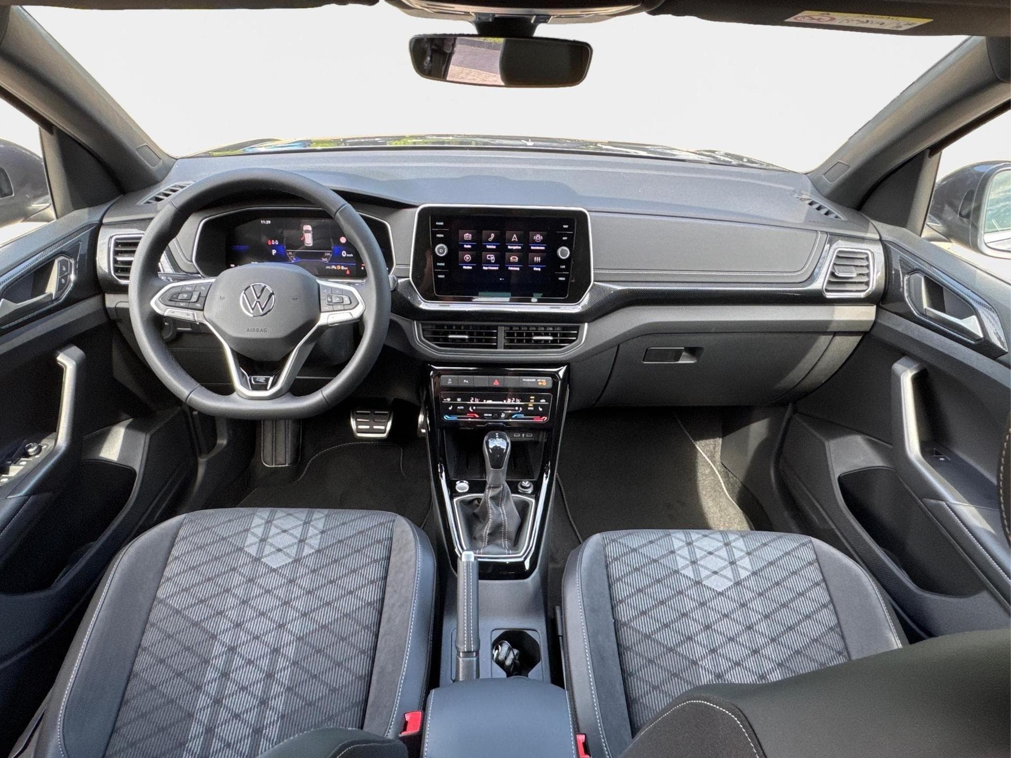 VW T-Cross R-Line (2026) - Photo 7