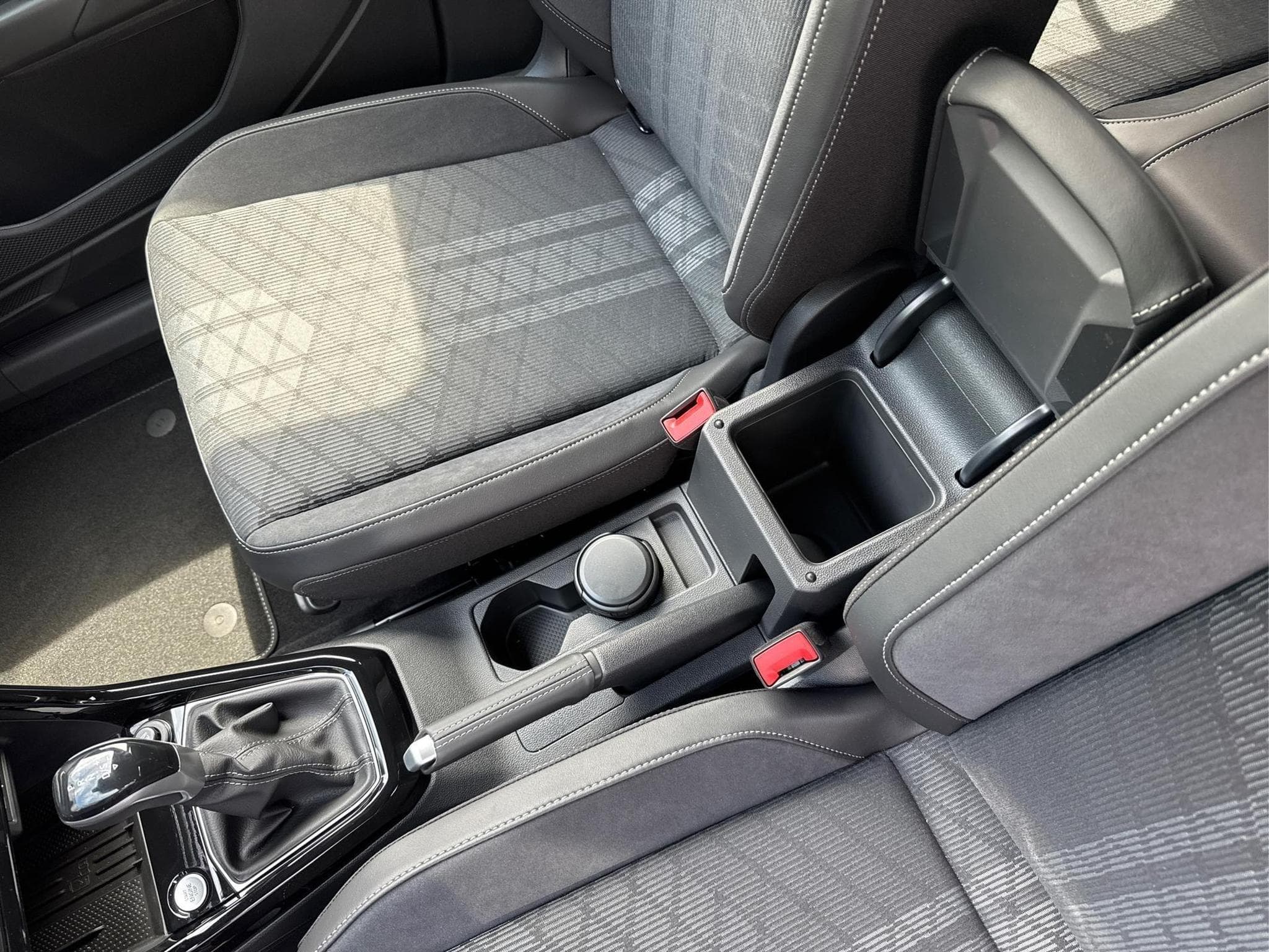VW T-Cross R-Line (2026) - Photo 13
