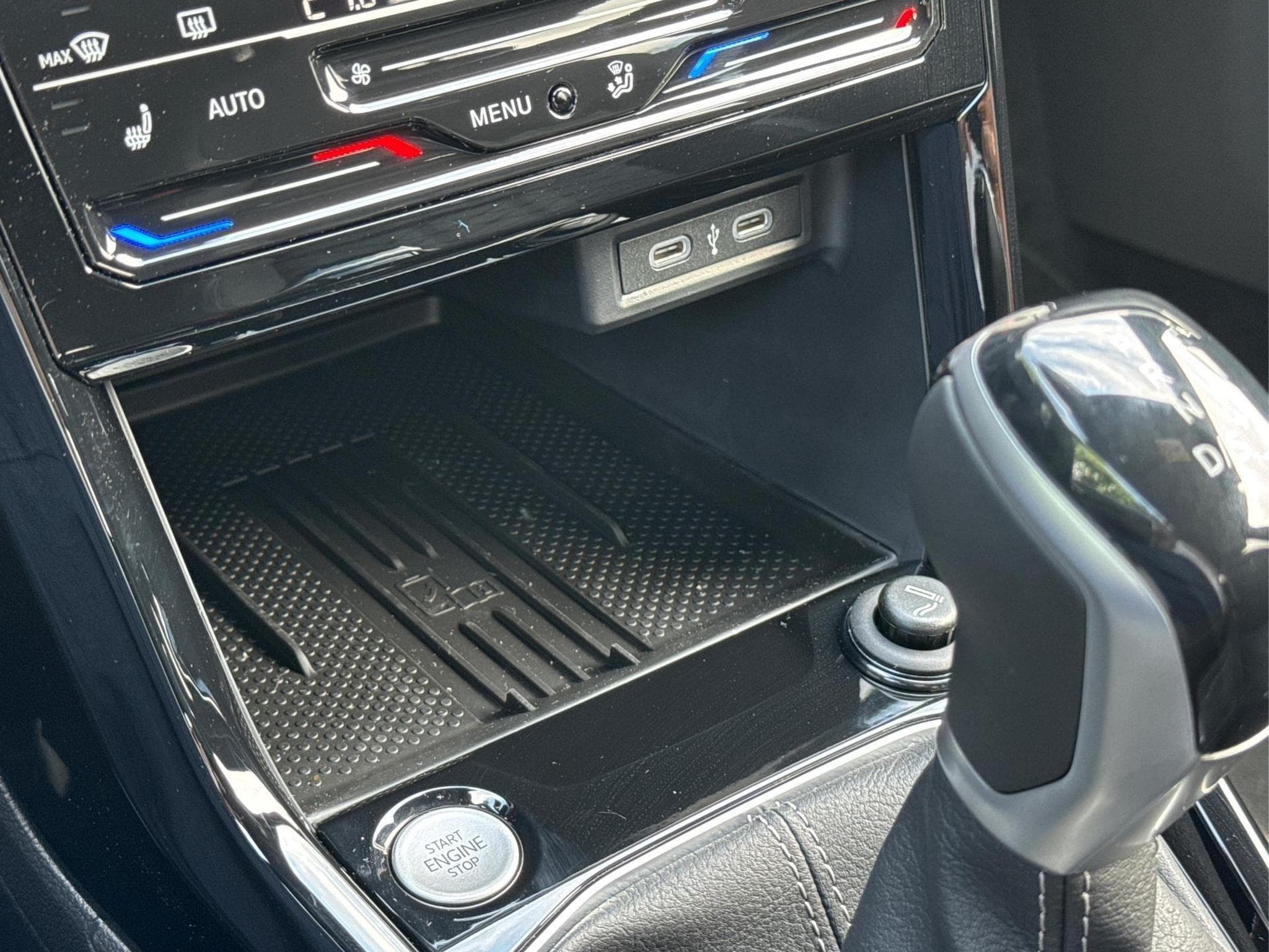 VW T-Cross R-Line (2026) - Photo 19