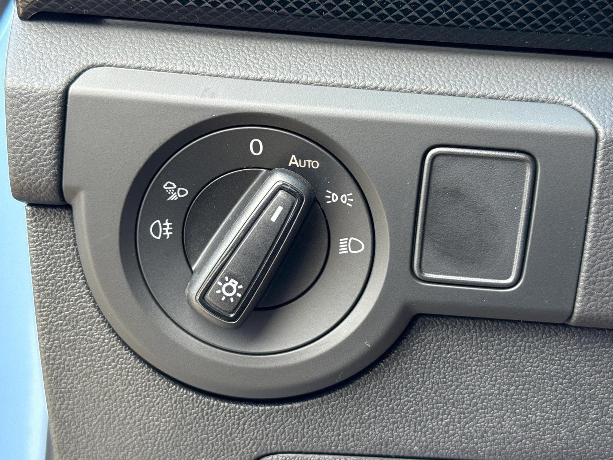VW T-Cross R-Line (2026) - Photo 25