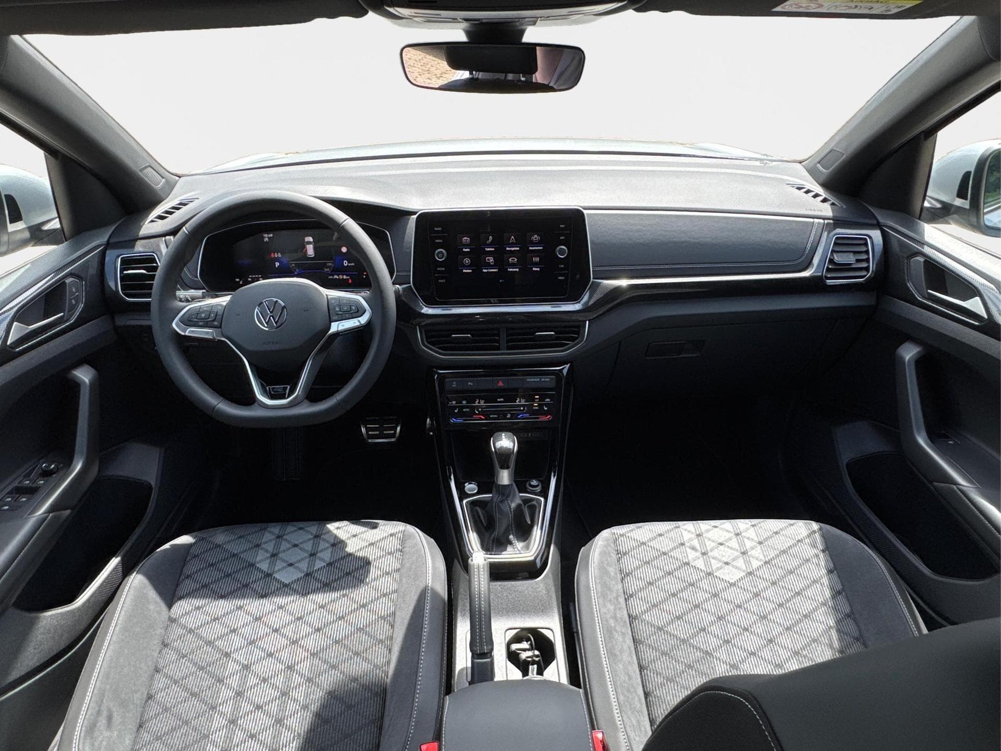 VW T-Cross R-Line (2026) - Photo 7
