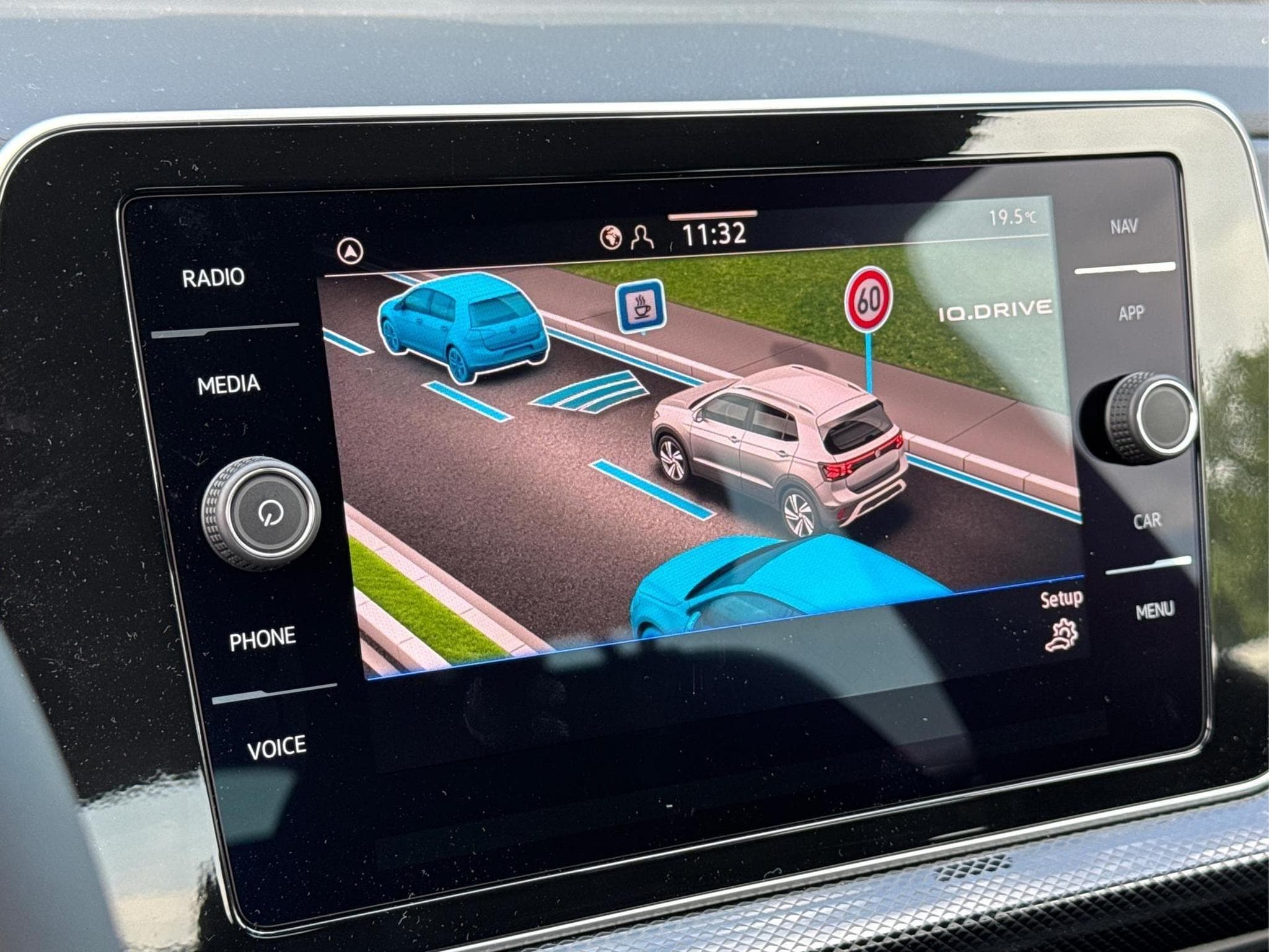 VW T-Cross R-Line (2026) - Photo 22