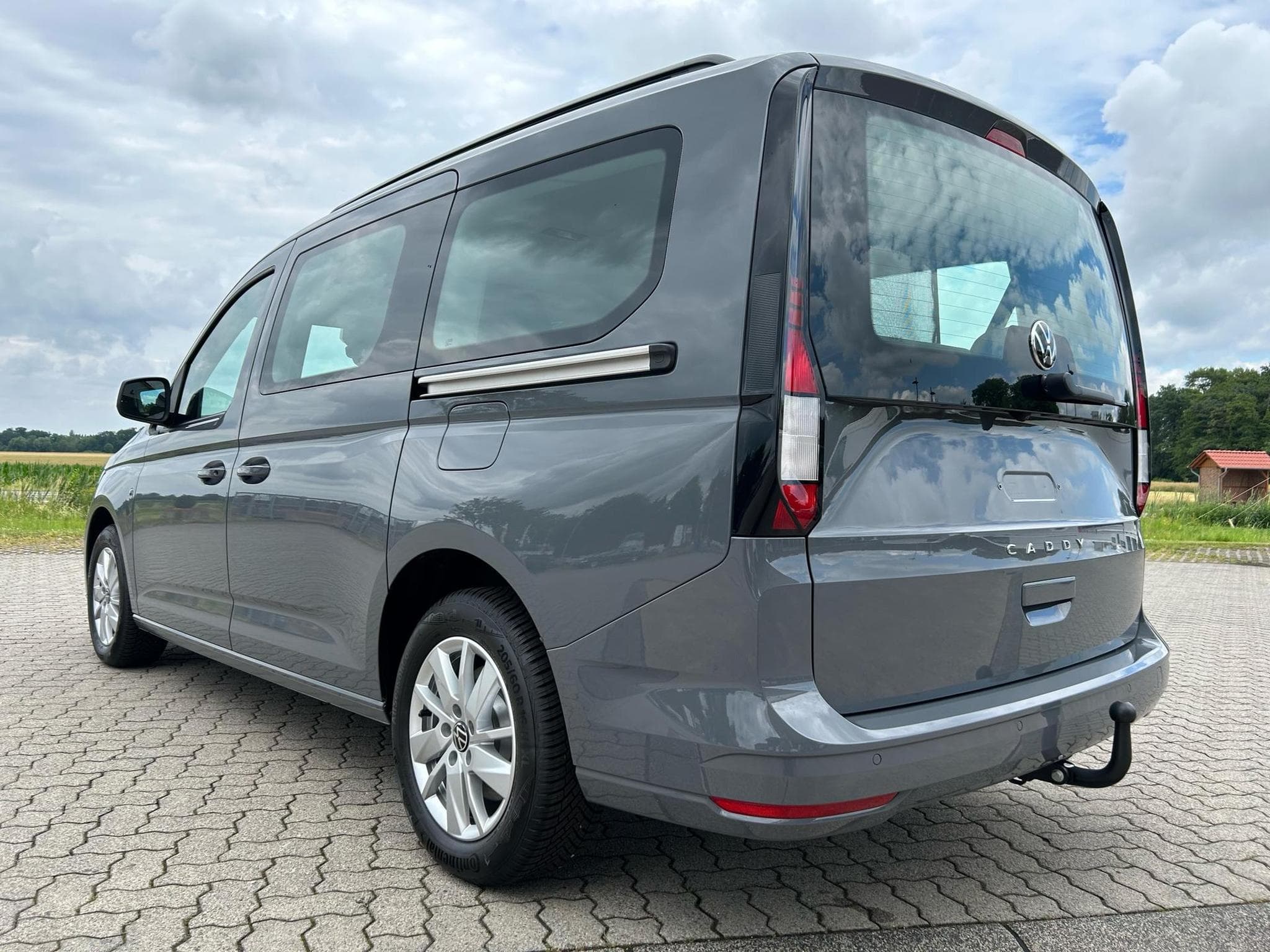 VW Caddy Life Maxi (2026) - Photo 17