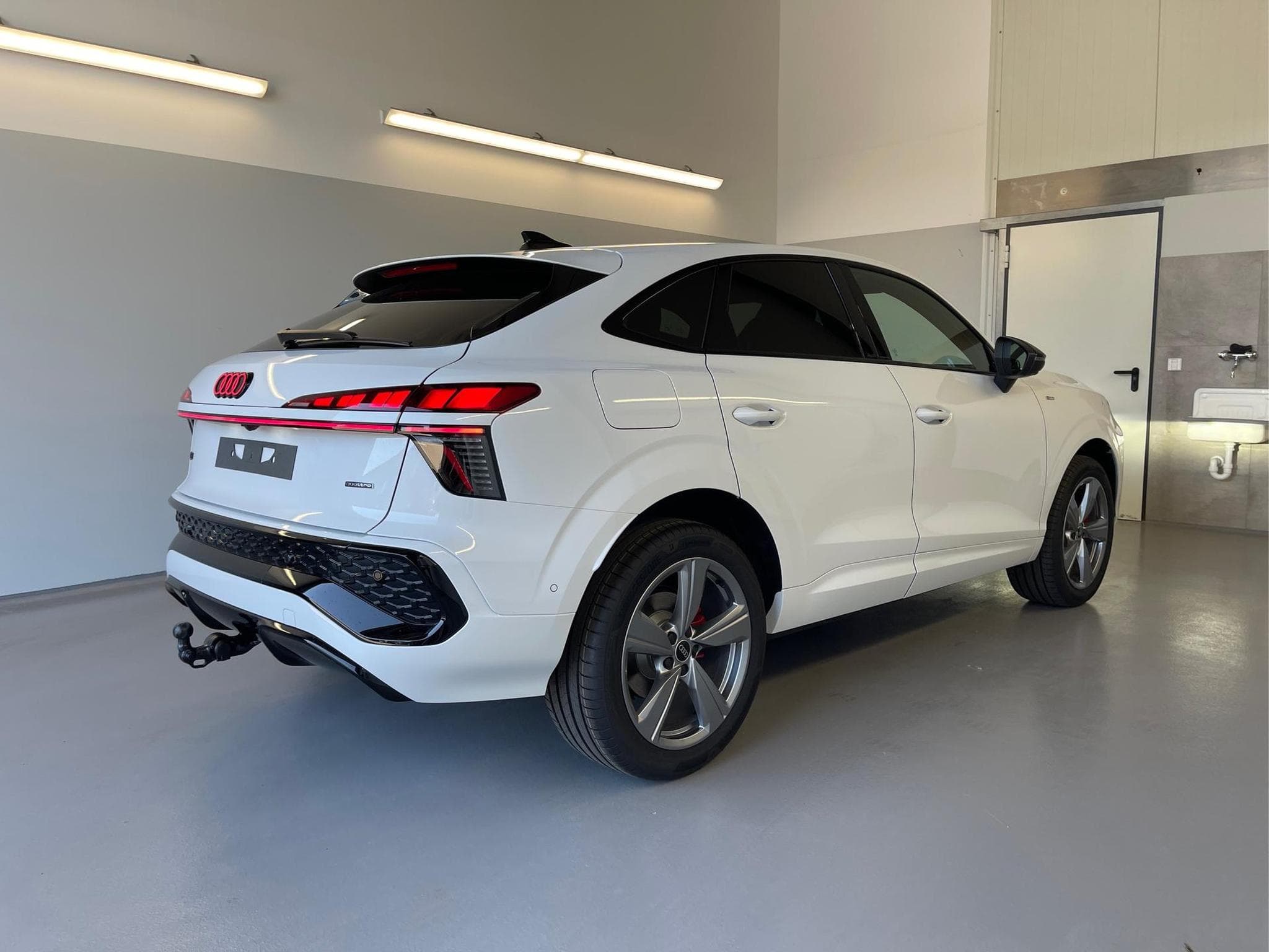 Audi Q3 Sportback NEU (2026) - Photo 4