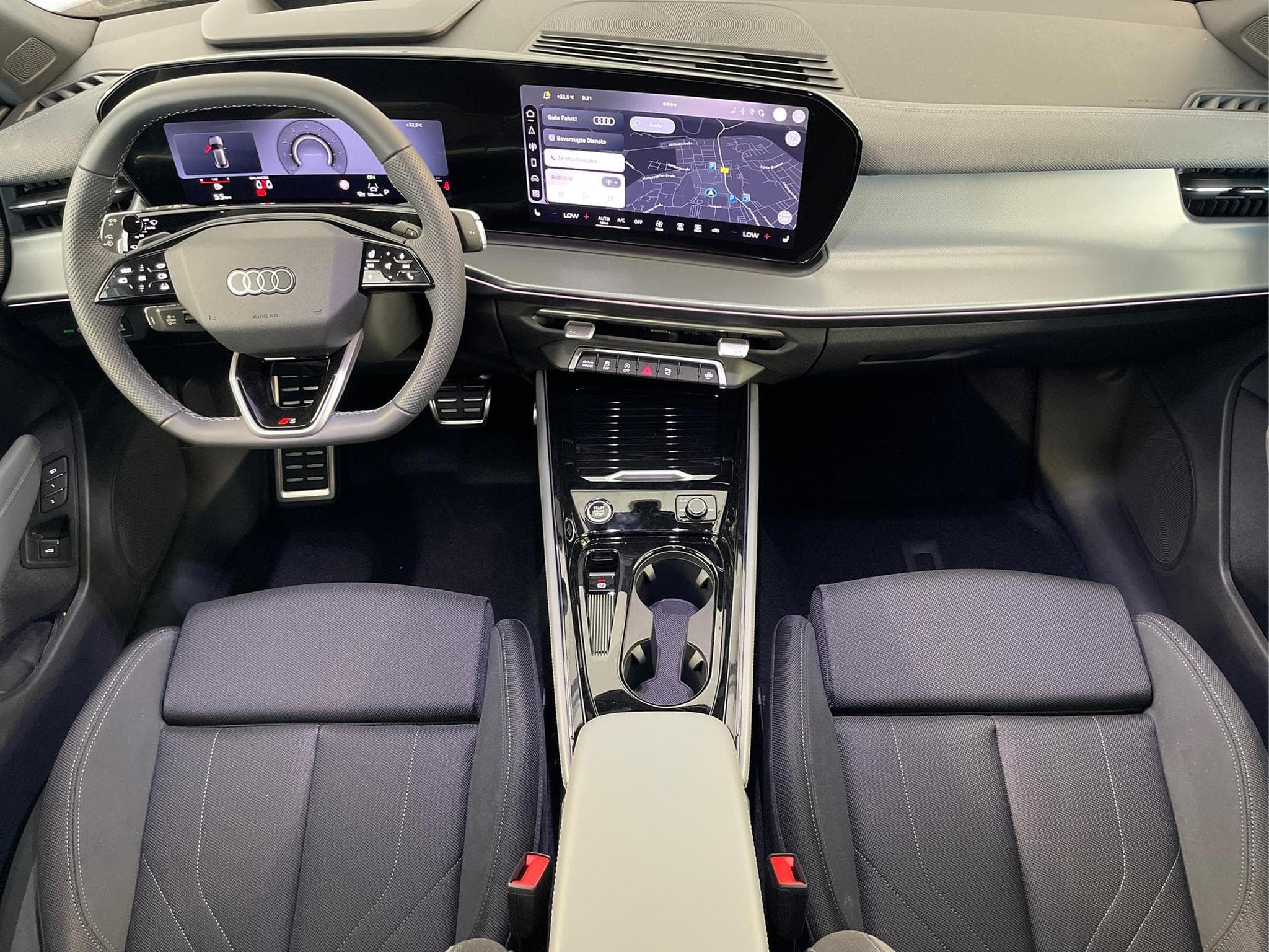 Audi Q3 Sportback NEU (2026) - Photo 6