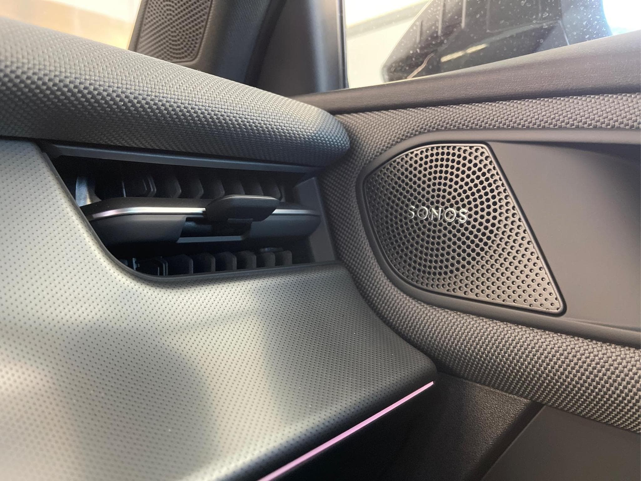 Audi Q3 Sportback NEU (2026) - Photo 12