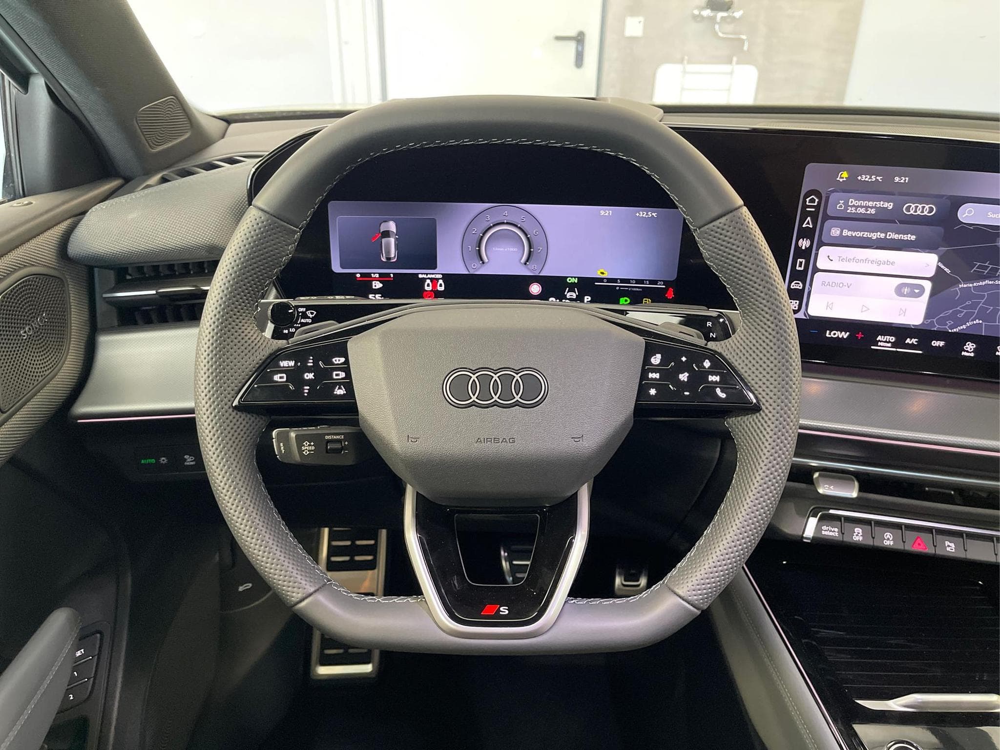 Audi Q3 Sportback NEU (2026) - Photo 8