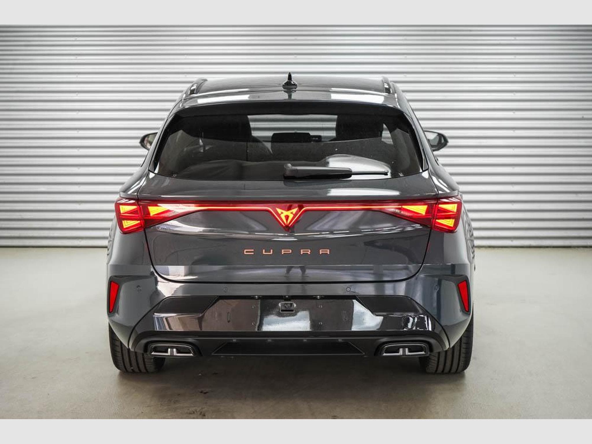 Cupra Leon ST 1,5 eTSI (2026) - Photo 4