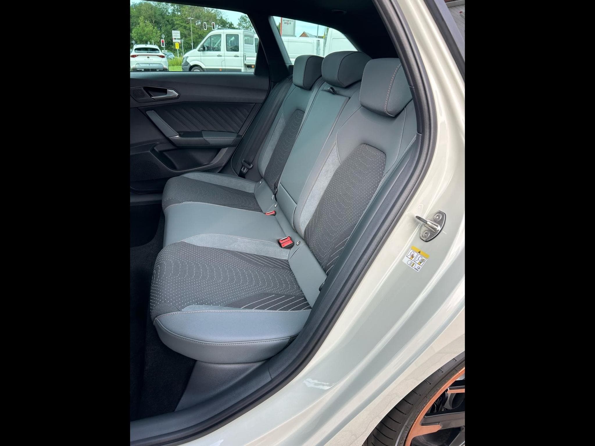 Cupra Leon Leon Sportstourer VZ (2026) - Photo 15