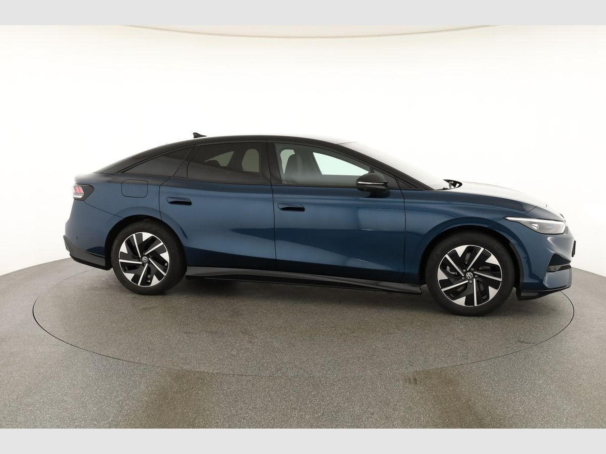 VW ID.7 Pro Black, AHK, (2026) - Photo 23