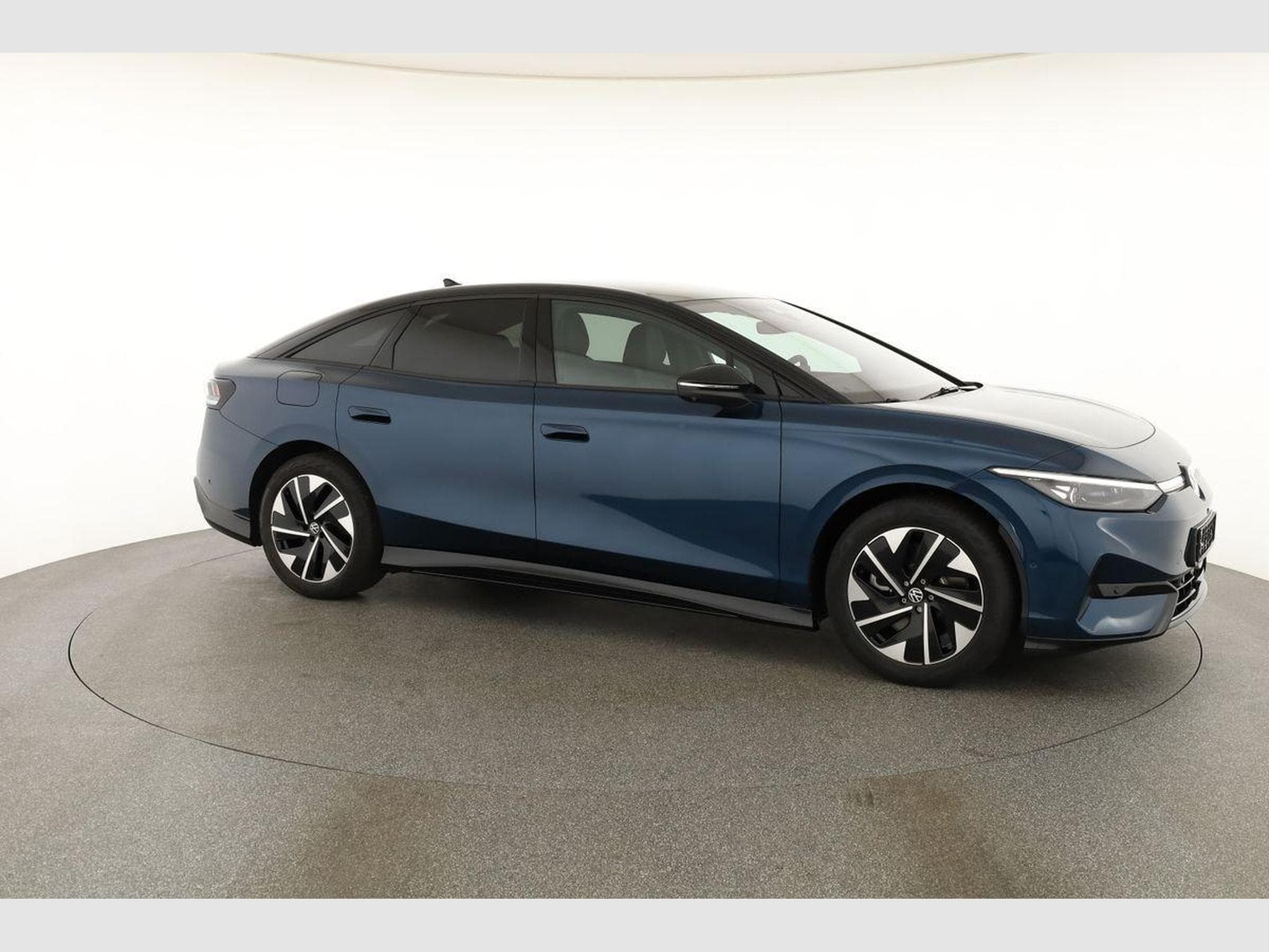 VW ID.7 Pro Black, AHK, (2026) - Photo 24