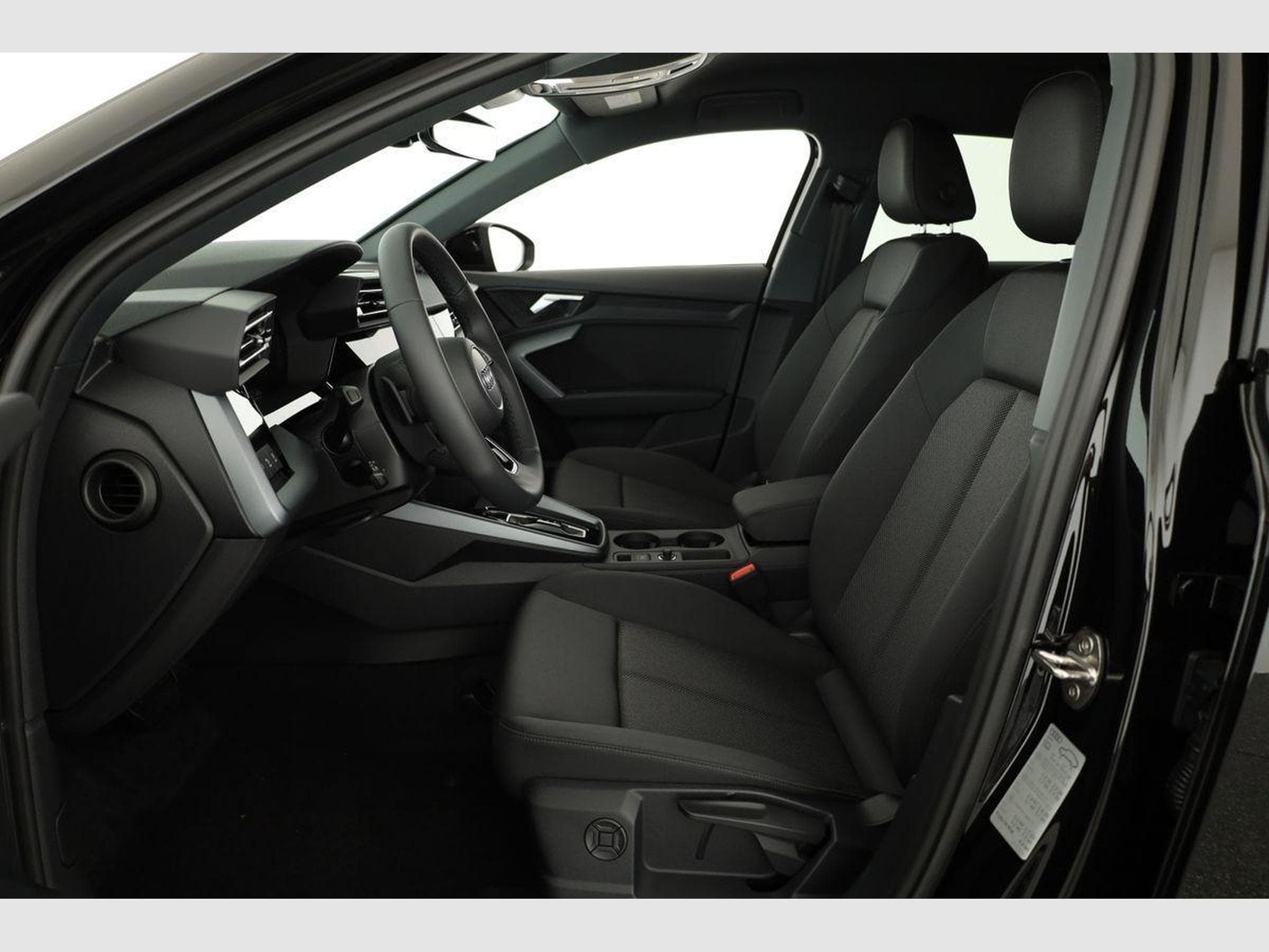 Audi A3 Sportback TFSI quattro 150 kW S line (2026) - Photo 10