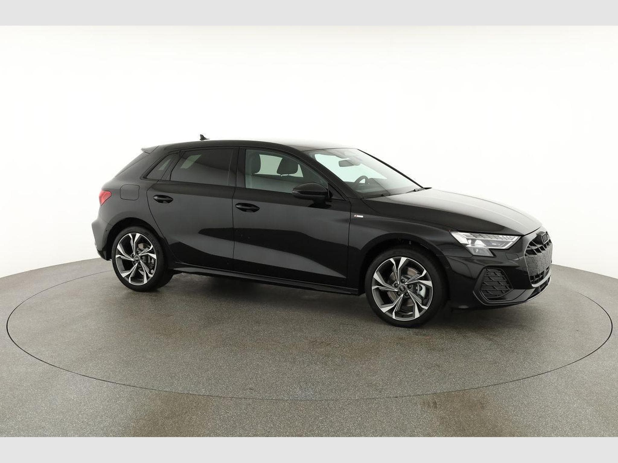 Audi A3 Sportback TFSI quattro 150 kW S line (2026) - Photo 23