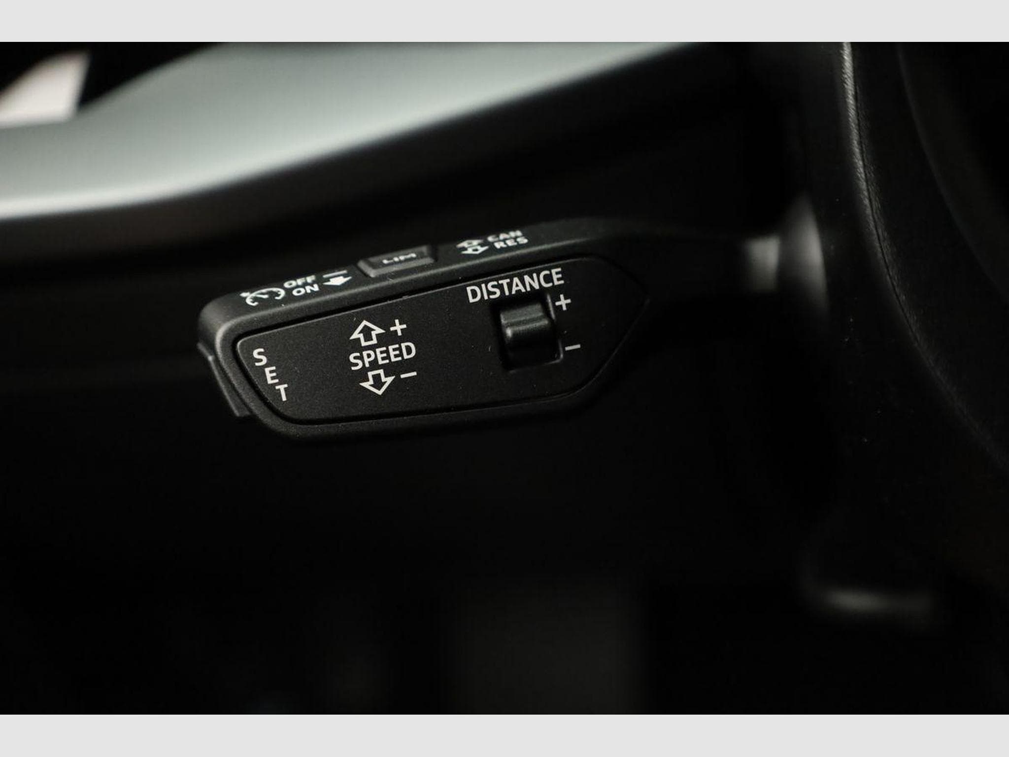 Audi A3 Sportback TFSI quattro 150 kW S line (2026) - Photo 8