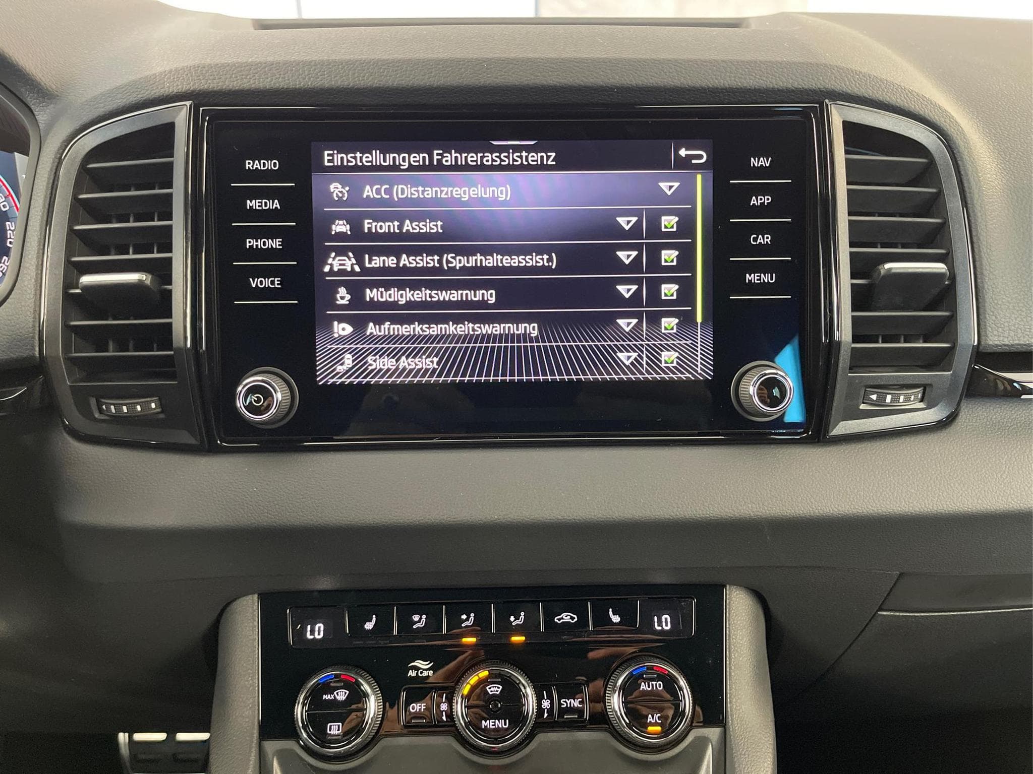 Skoda Karoq Sportline (2026) - Photo 10