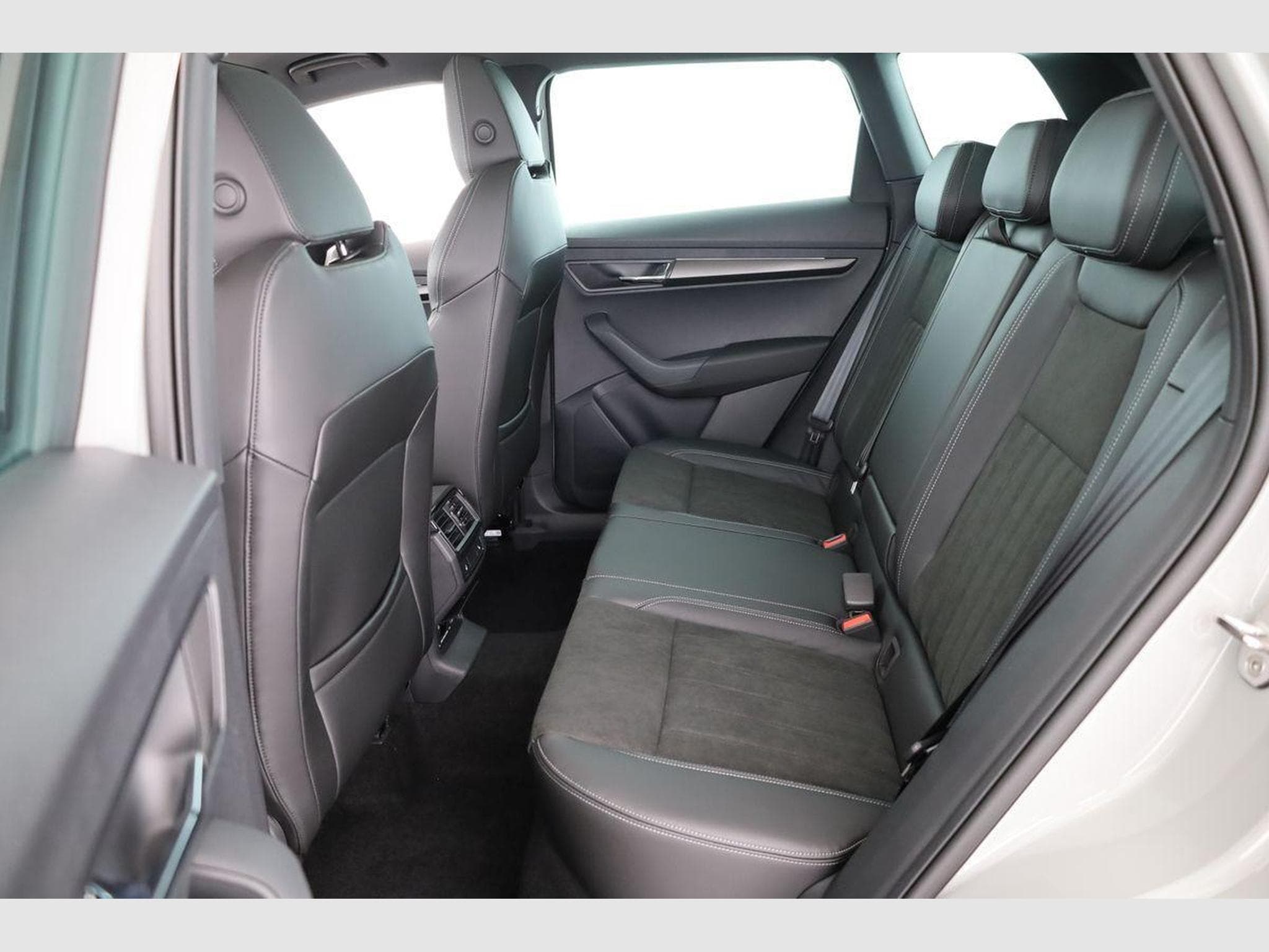Skoda Karoq Sportline 4x4 (2026) - Photo 12