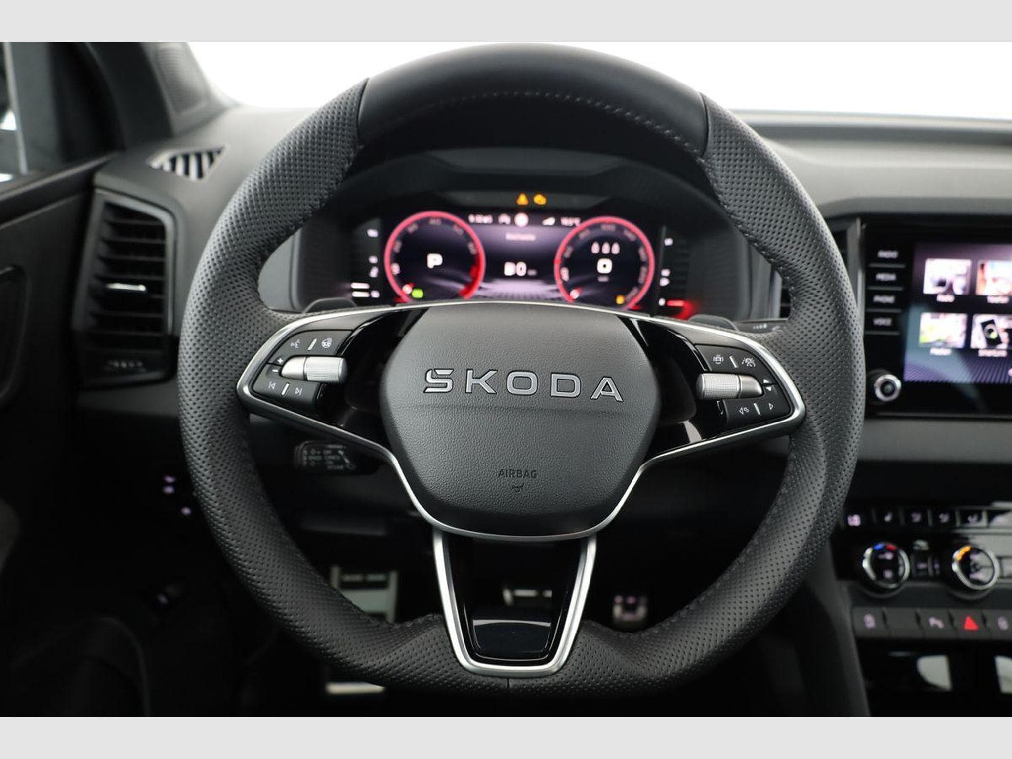 Skoda Karoq Sportline 4x4 (2026) - Photo 5