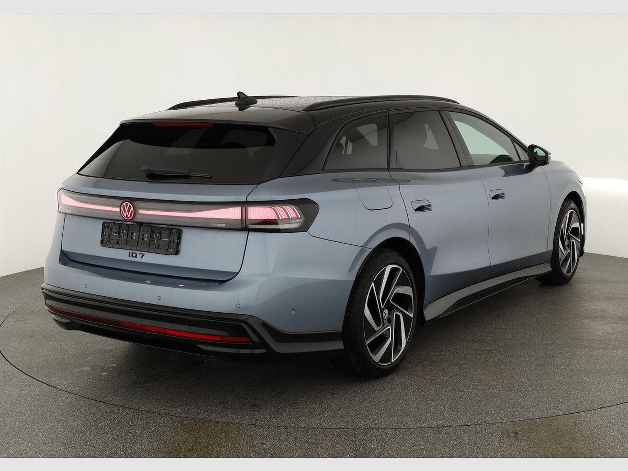 VW ID.7 Kombi Pro 210 kW (2026) - Photo 2