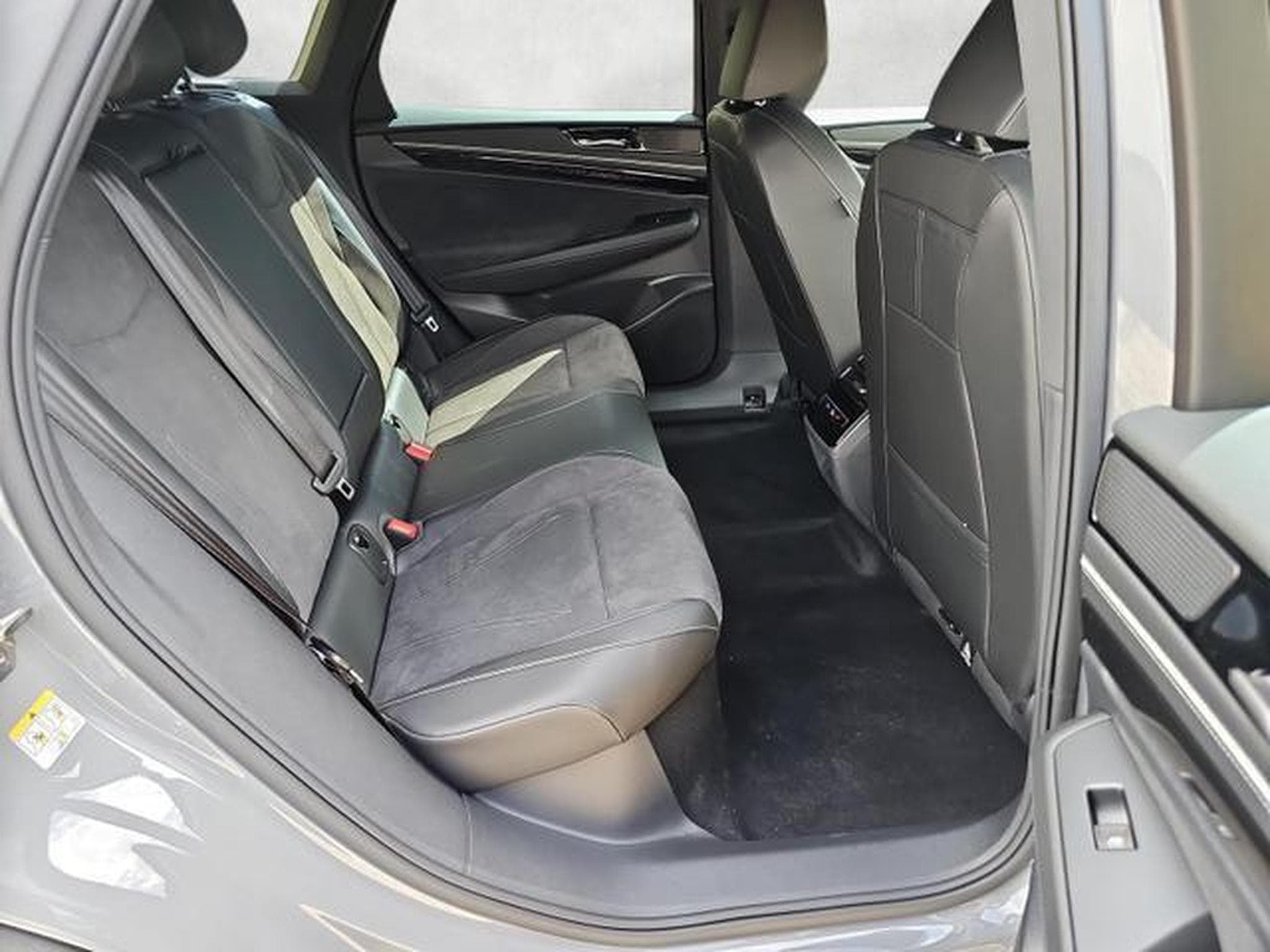VW ID.7 Kombi Pro 210 (2026) - Photo 13