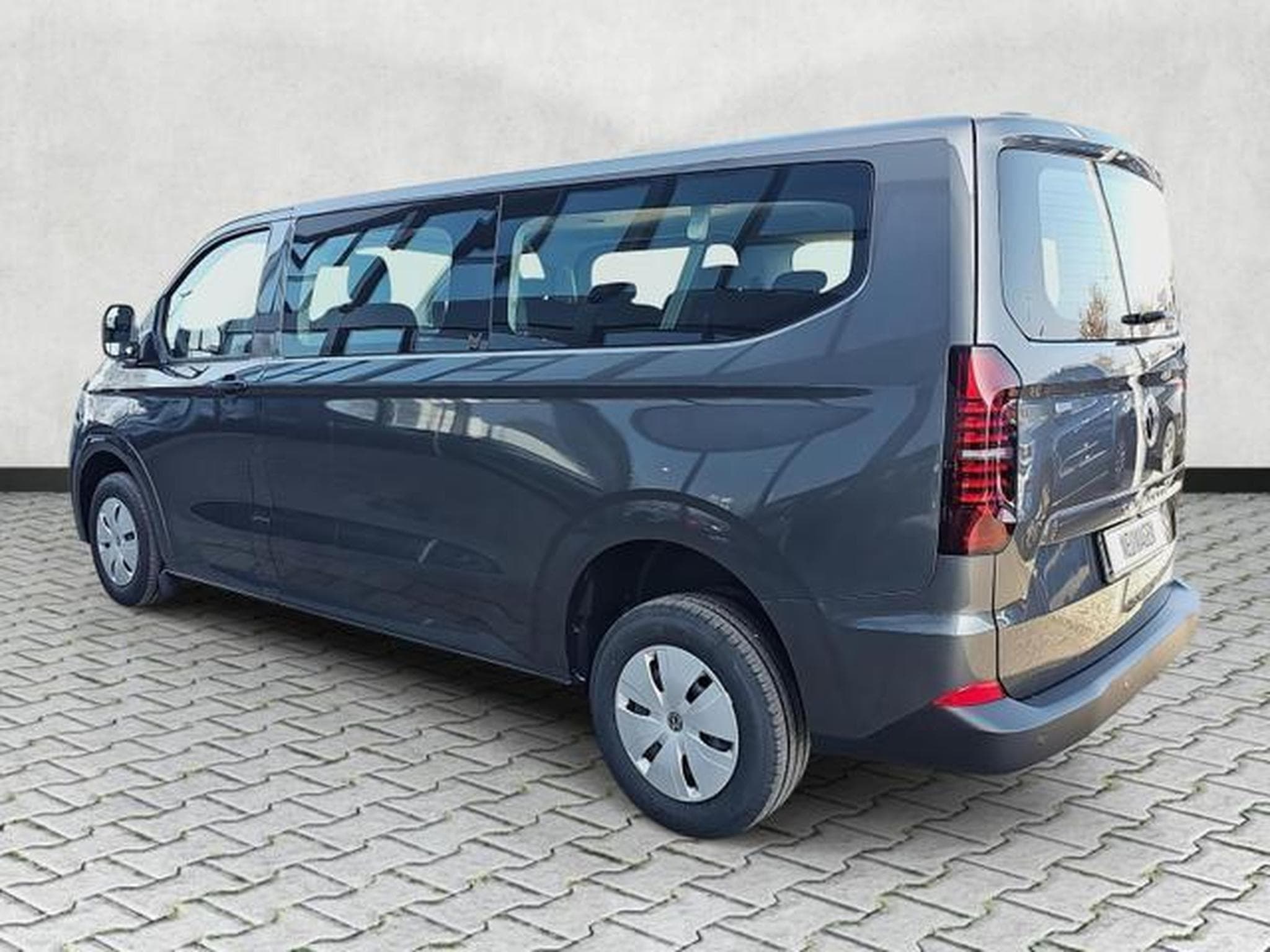 VW T7 2.0 TDI 81 kW LR (2025) - Photo 5