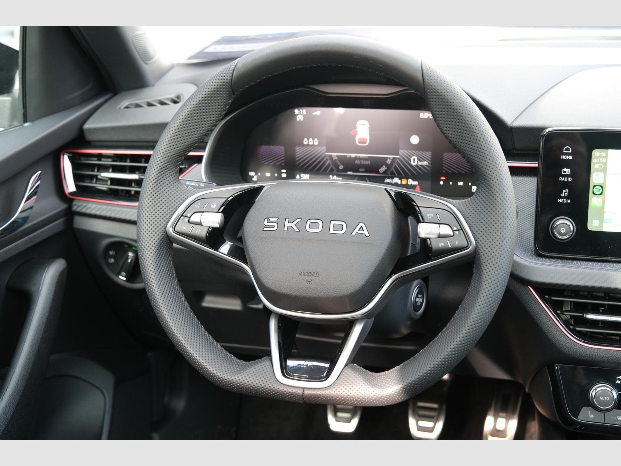 Skoda Kamiq Monte Carlo (2026) - Photo 11