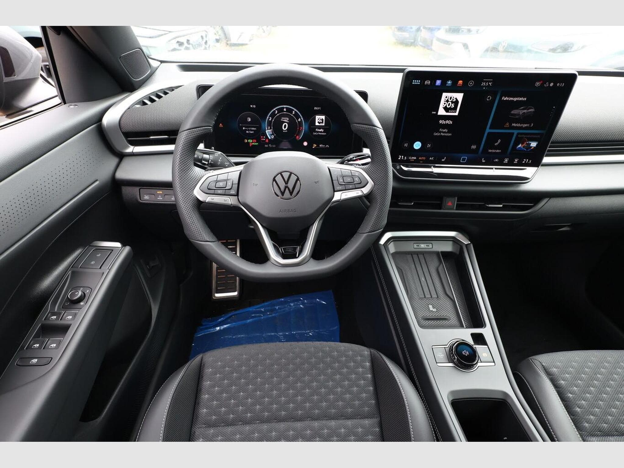 VW T-Roc R-Line (2026) - Photo 7