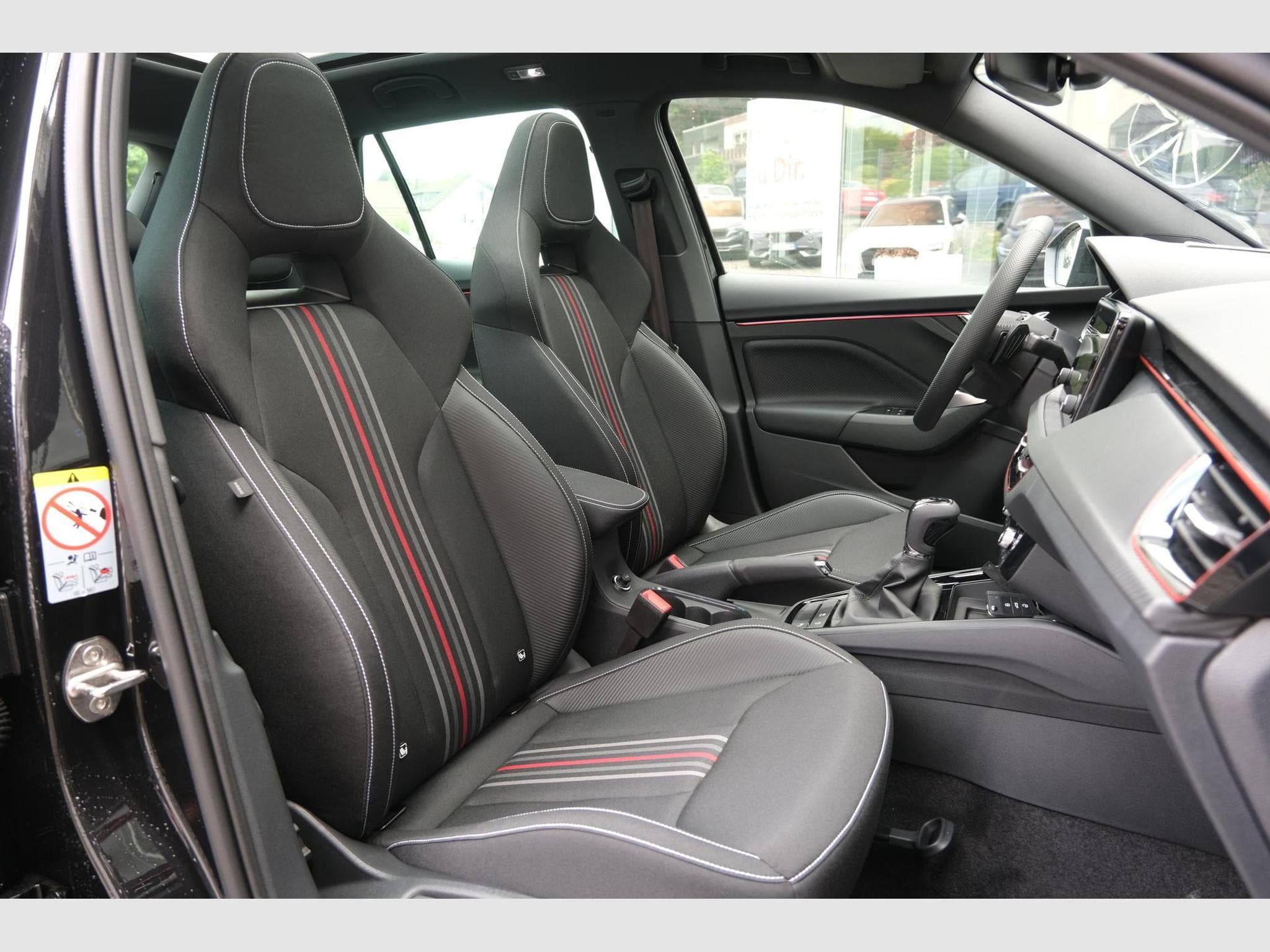 Skoda Kamiq Monte Carlo (2026) - Photo 6