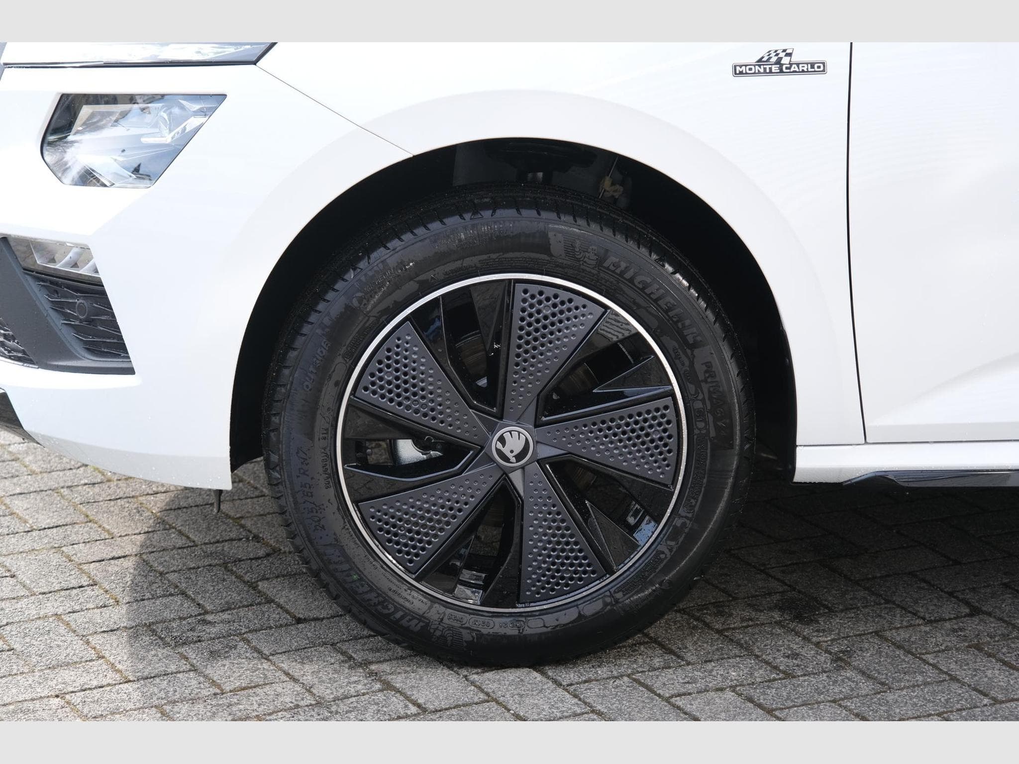 Skoda Kamiq Monte Carlo (2026) - Photo 18