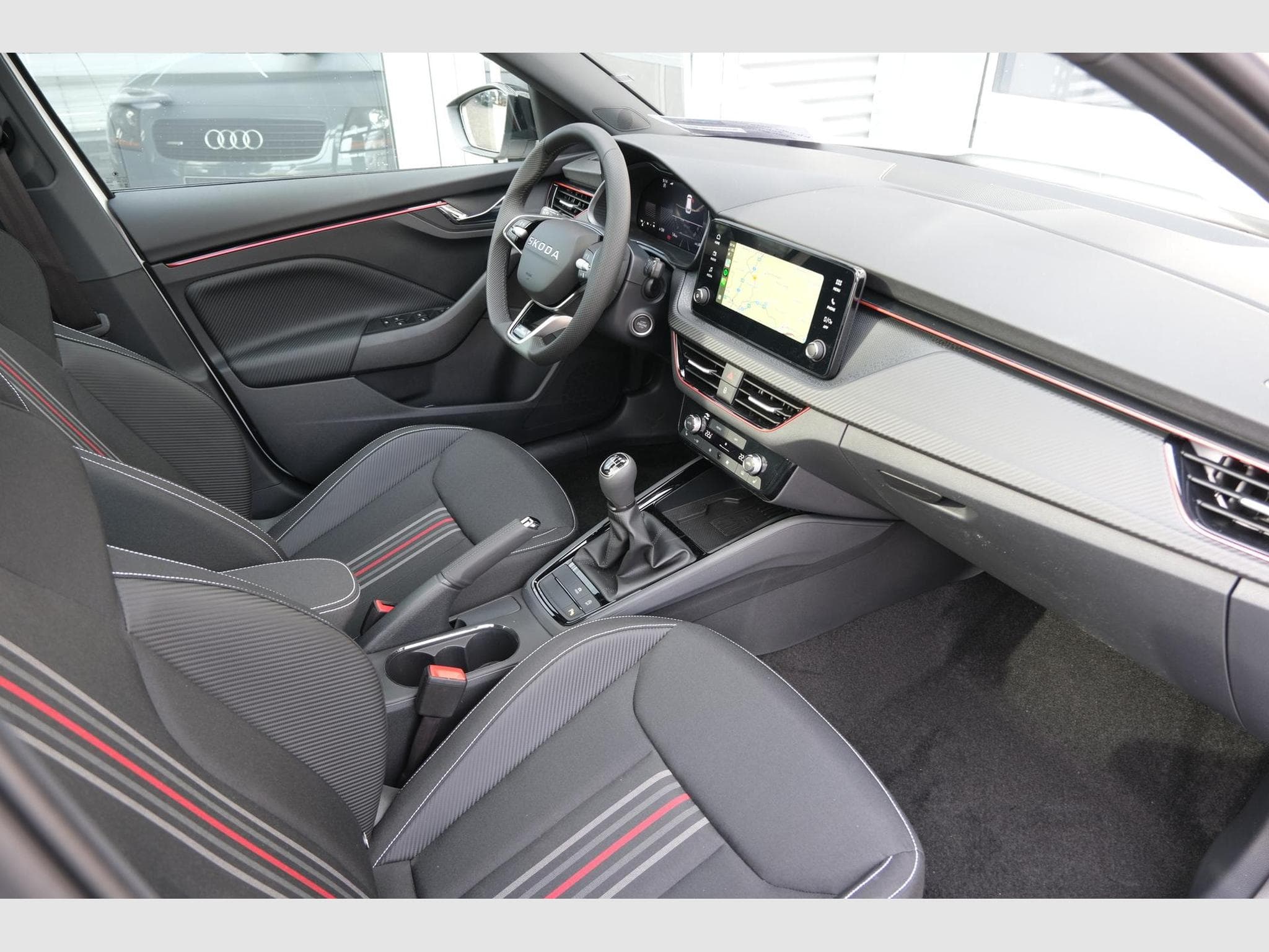 Skoda Kamiq Monte Carlo (2026) - Photo 22
