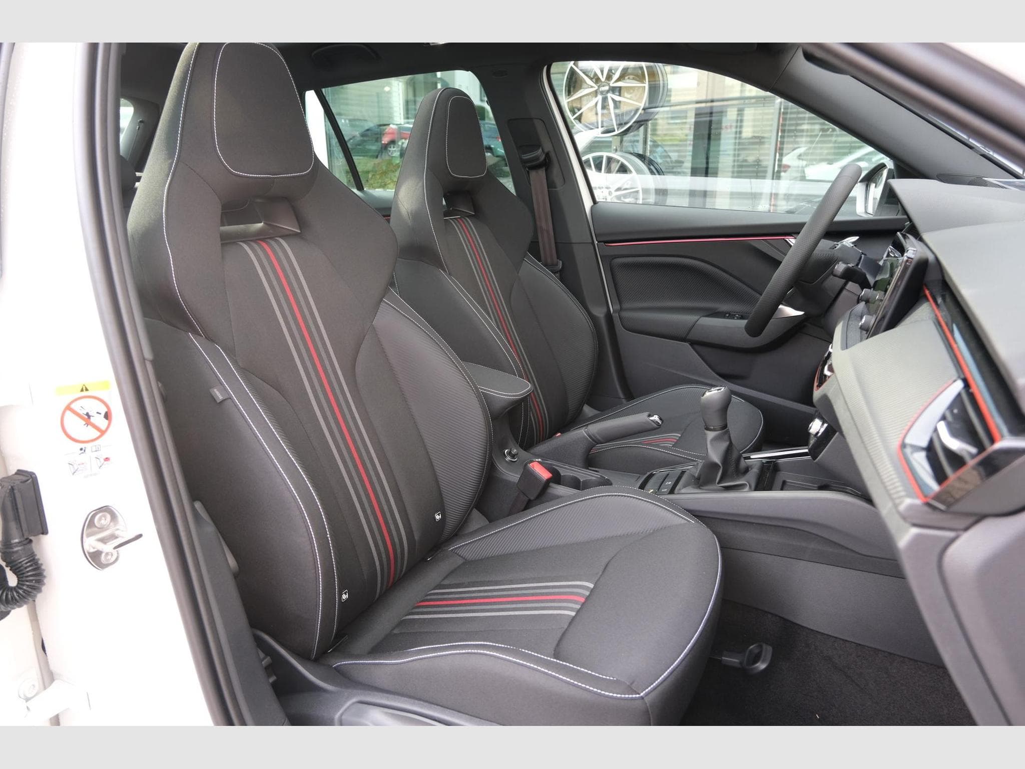 Skoda Kamiq Monte Carlo (2026) - Photo 23