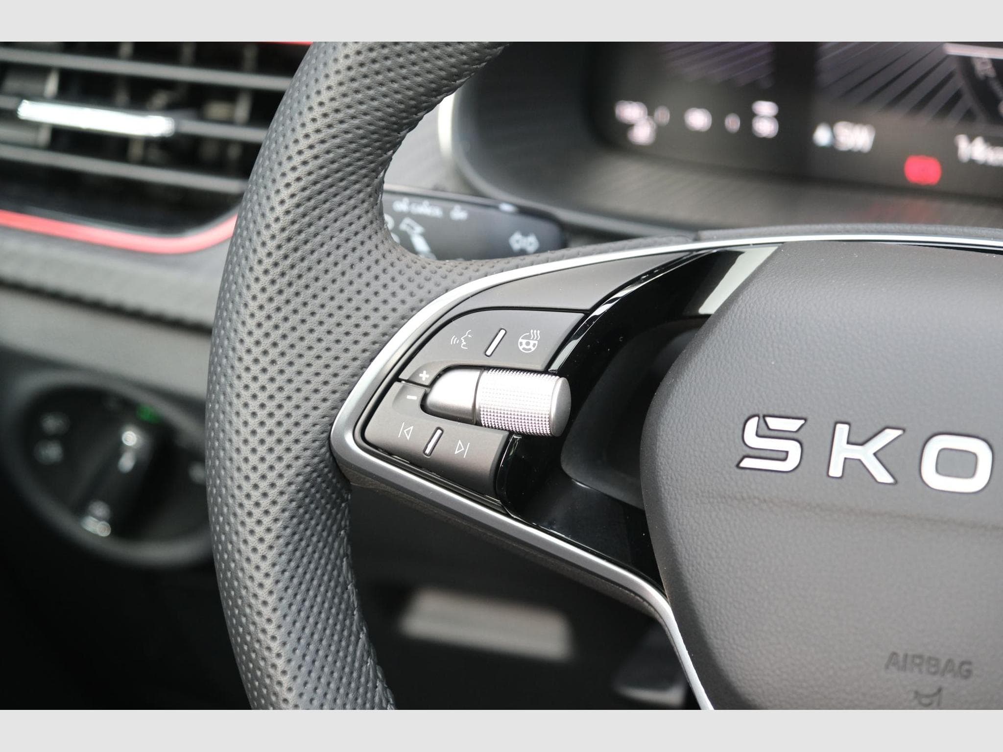 Skoda Kamiq Monte Carlo (2026) - Photo 24