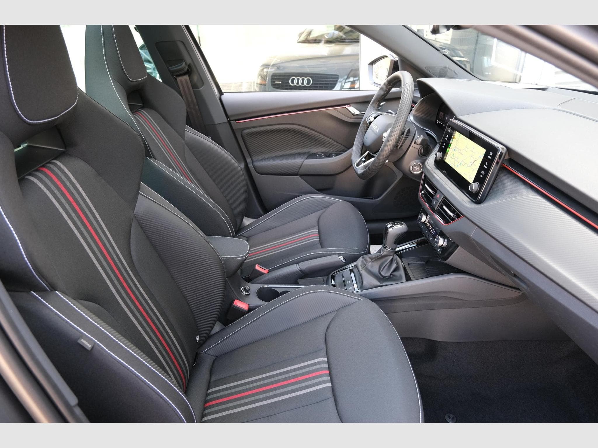Skoda Kamiq Monte Carlo (2026) - Photo 6